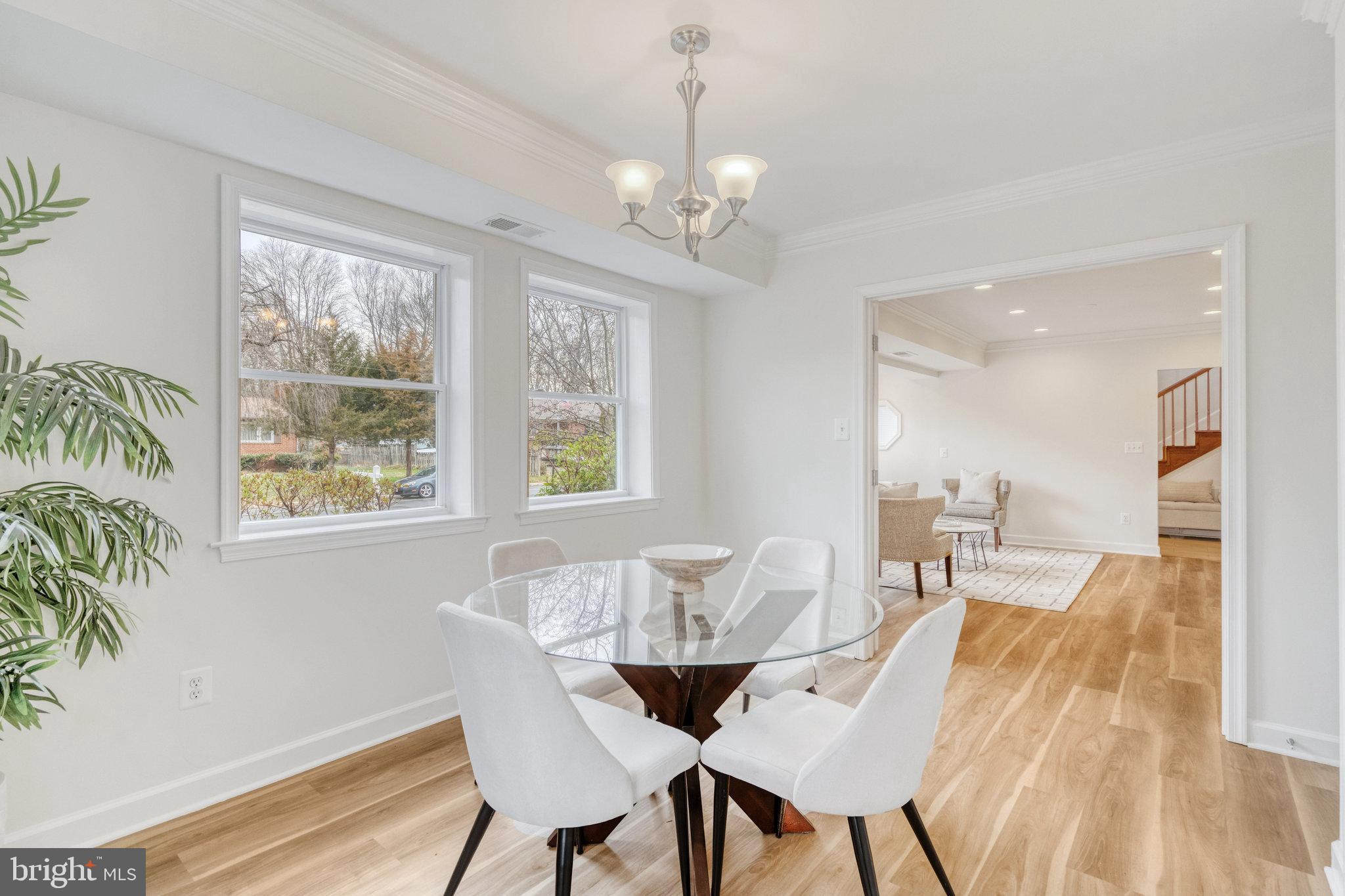 EAST VIENNA WOODS - Residential