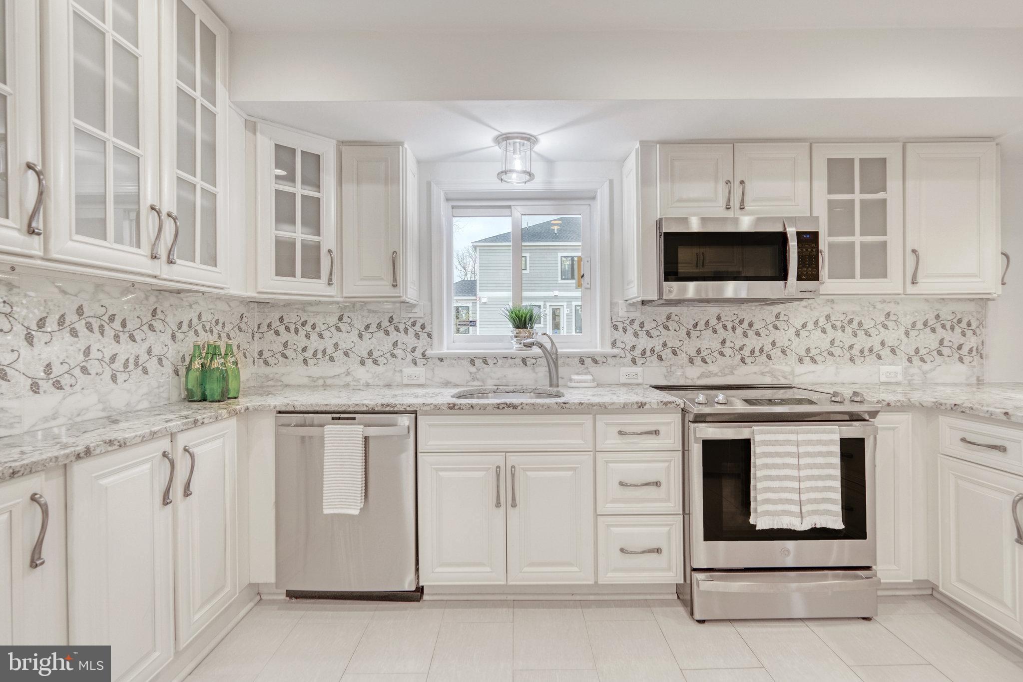 EAST VIENNA WOODS - Residential