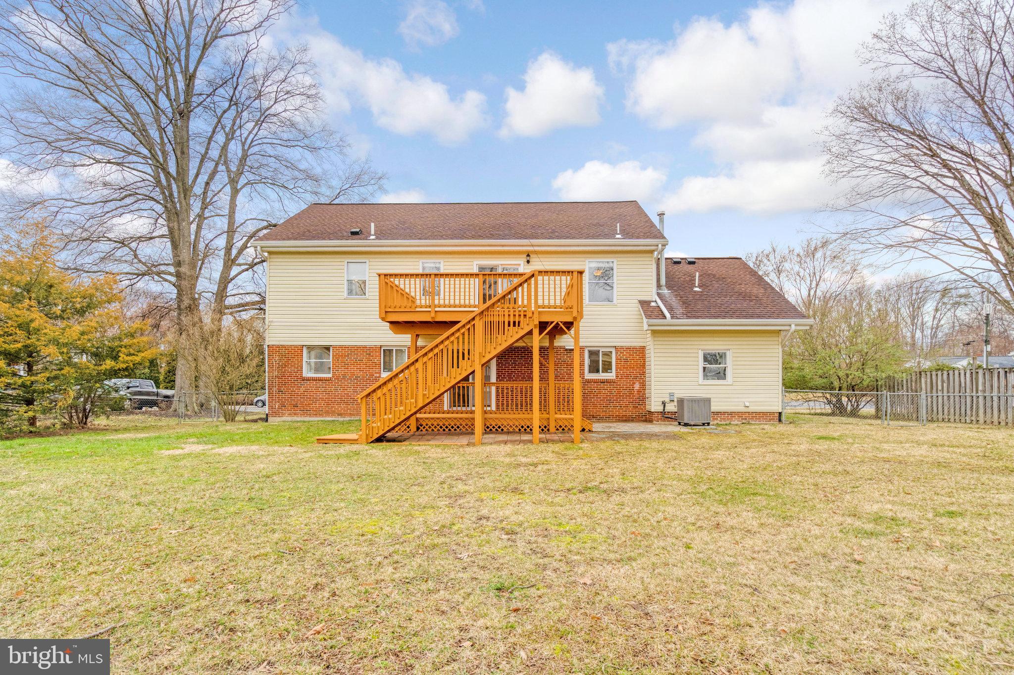 EAST VIENNA WOODS - Residential