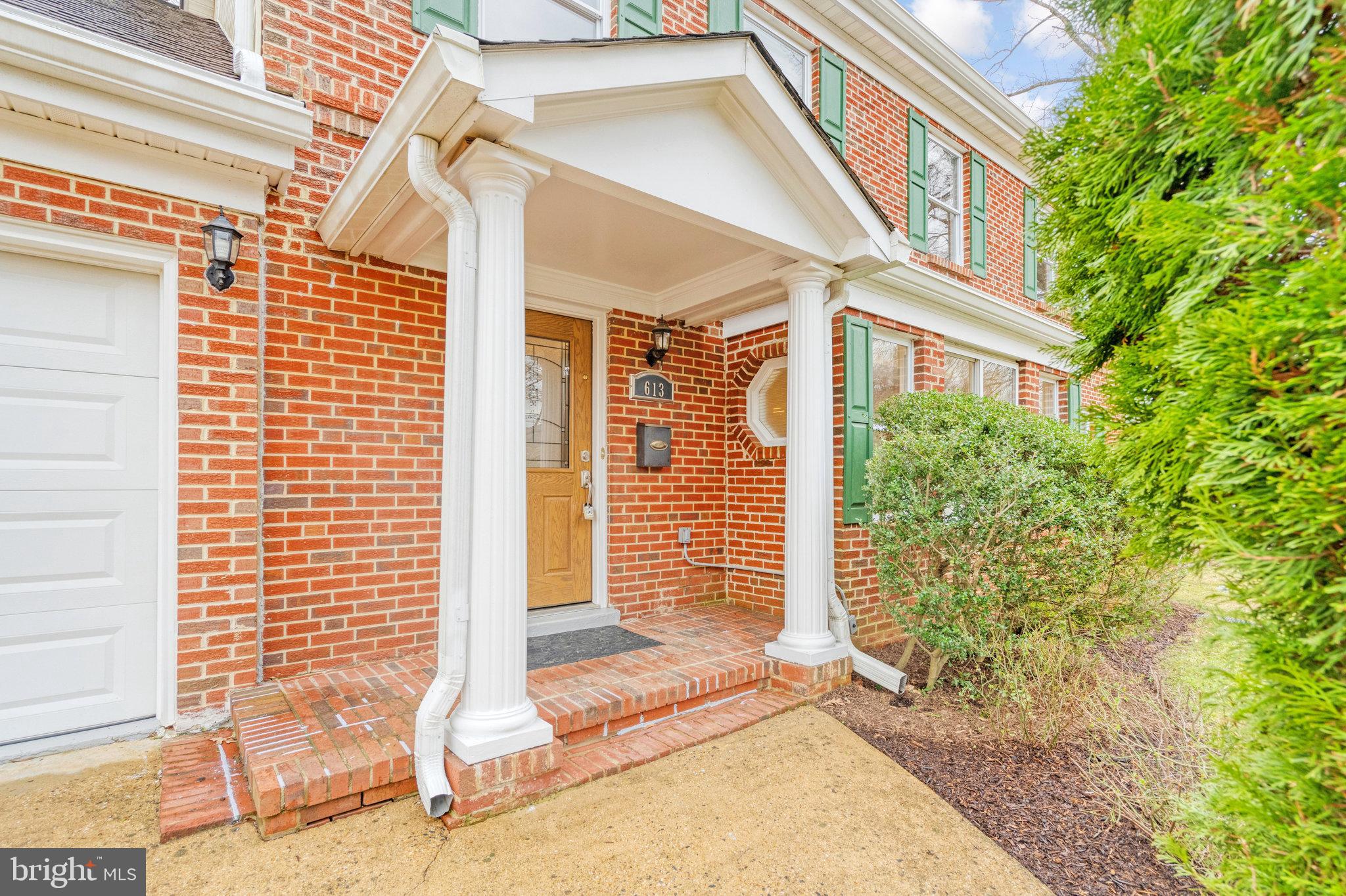 EAST VIENNA WOODS - Residential