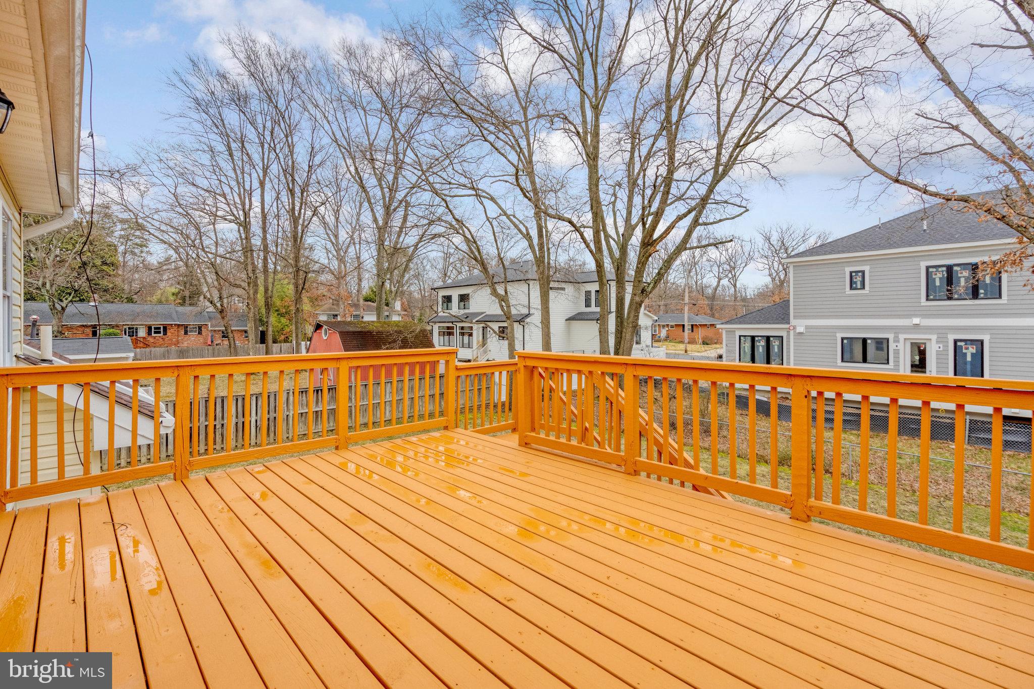 EAST VIENNA WOODS - Residential