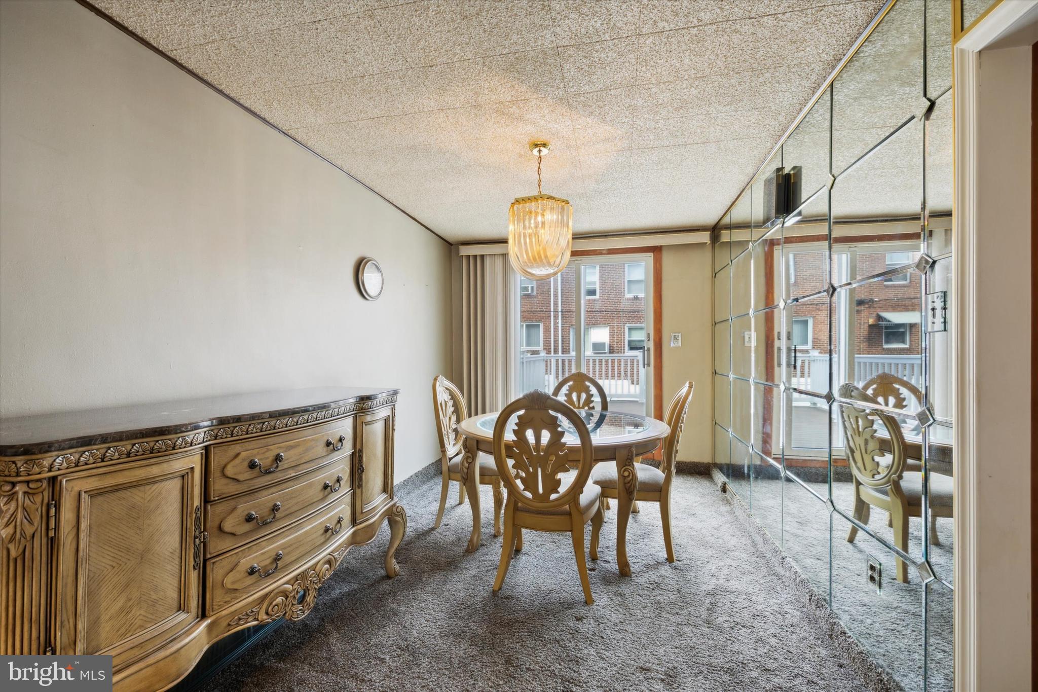 HOLMESBURG - Residential