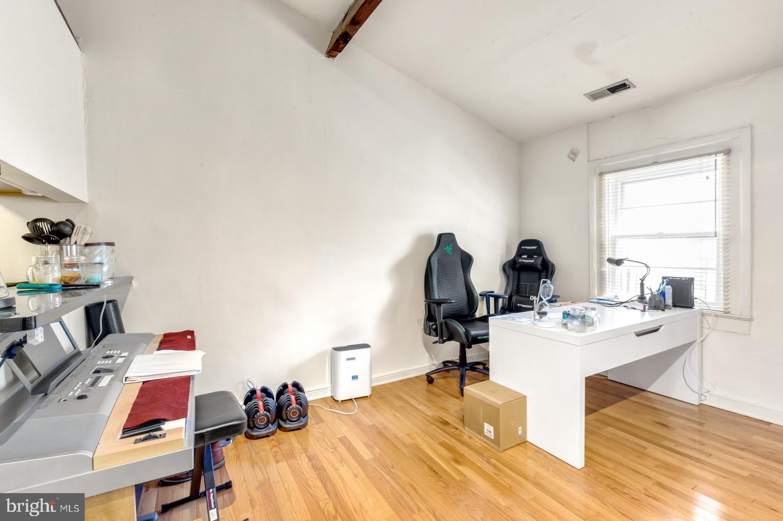 258 S 9TH STREET 4F