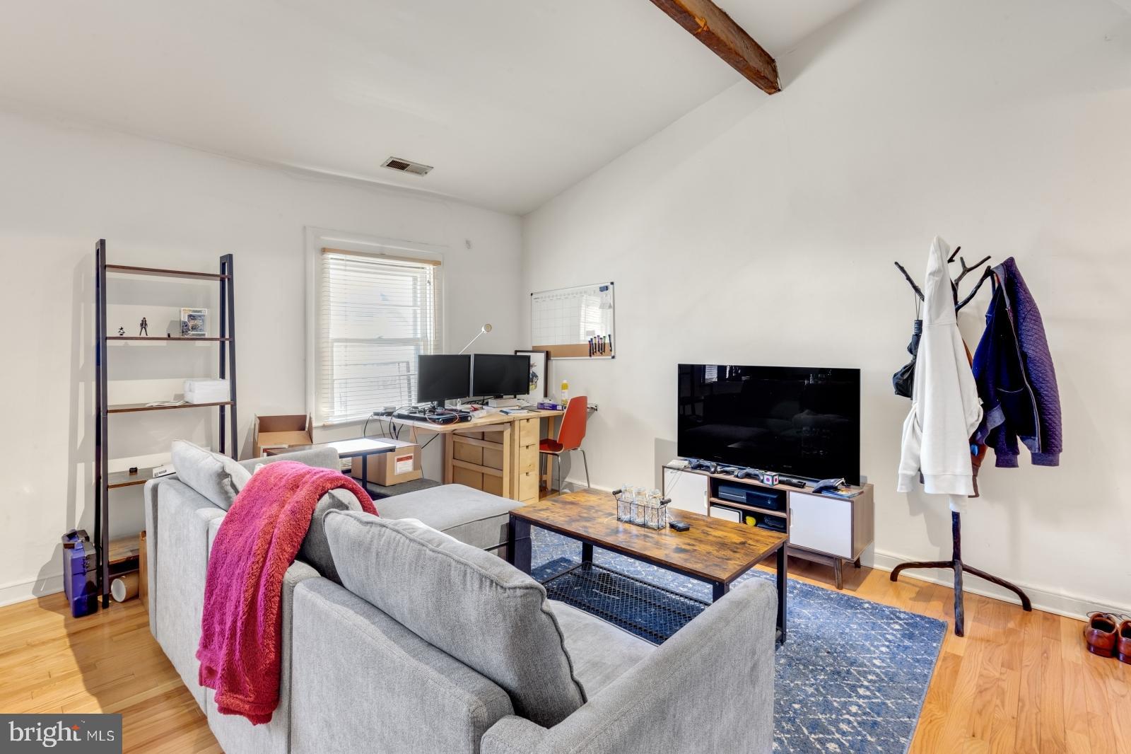 258 S 9TH STREET 4F