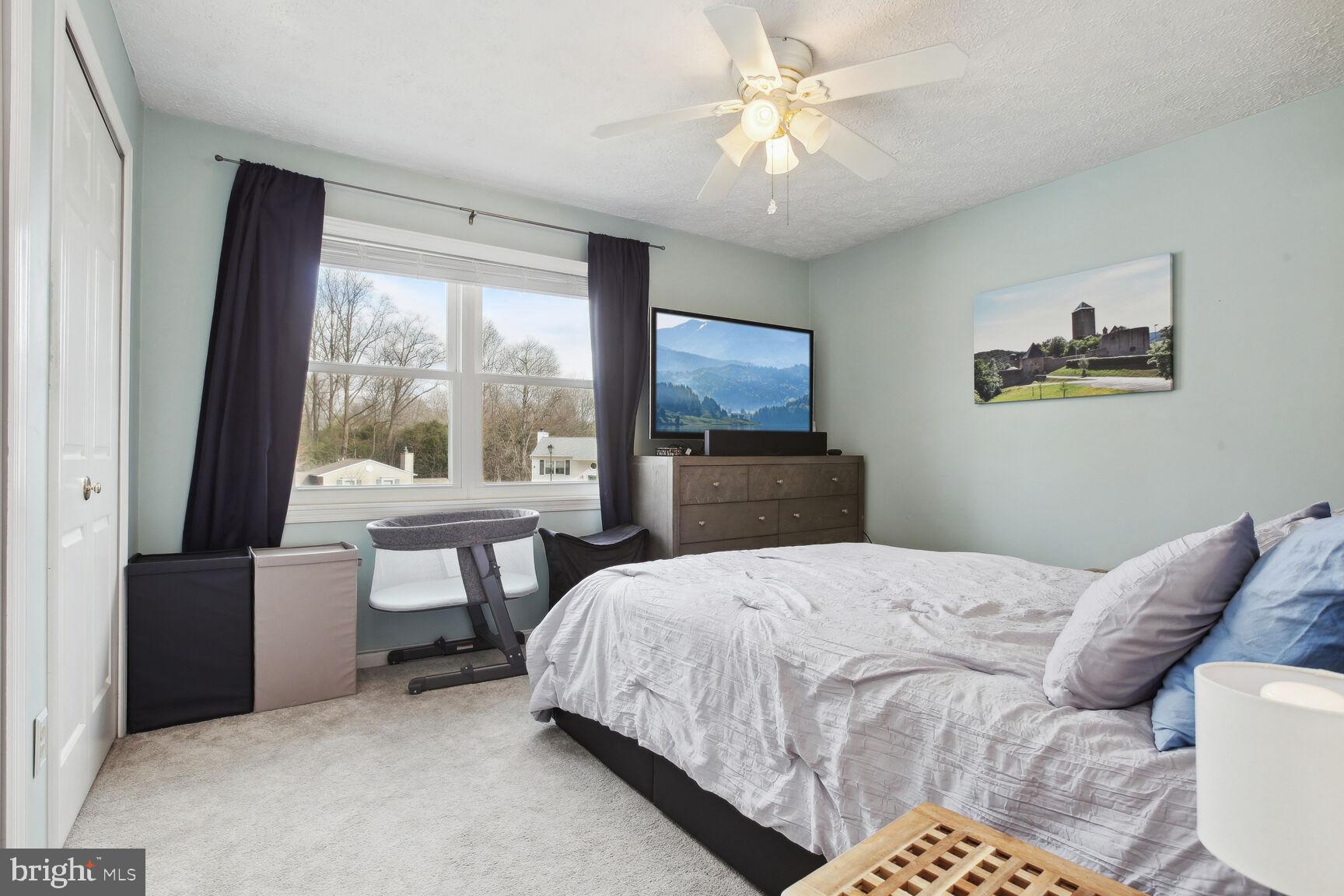 STONEYBROOKE VILLAGE - Residential