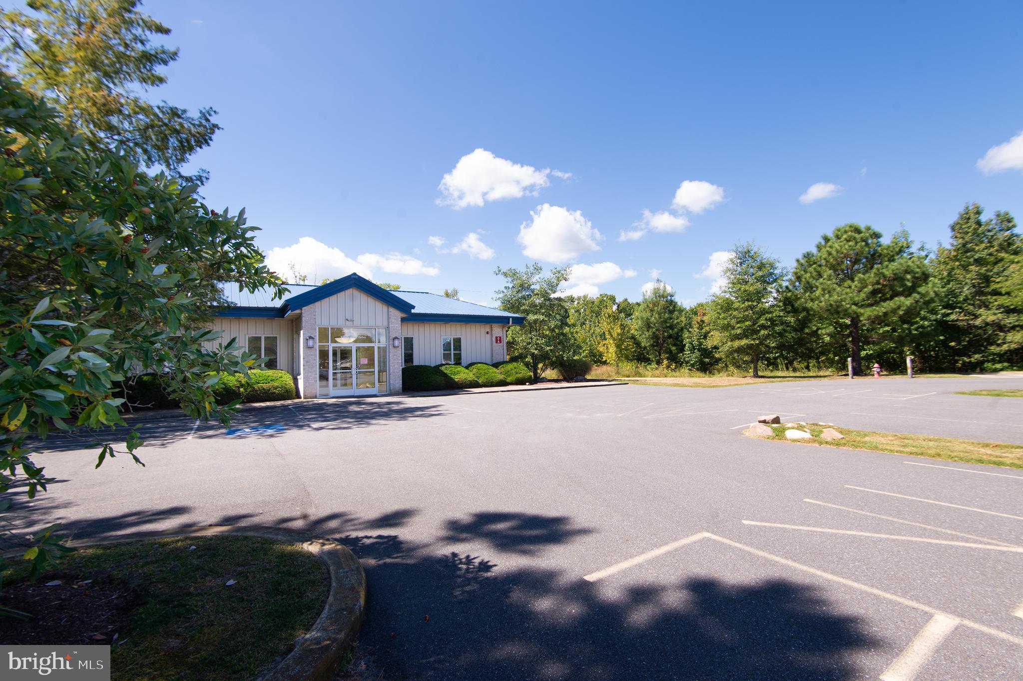 813 CHESAPEAKE DRIVE 2