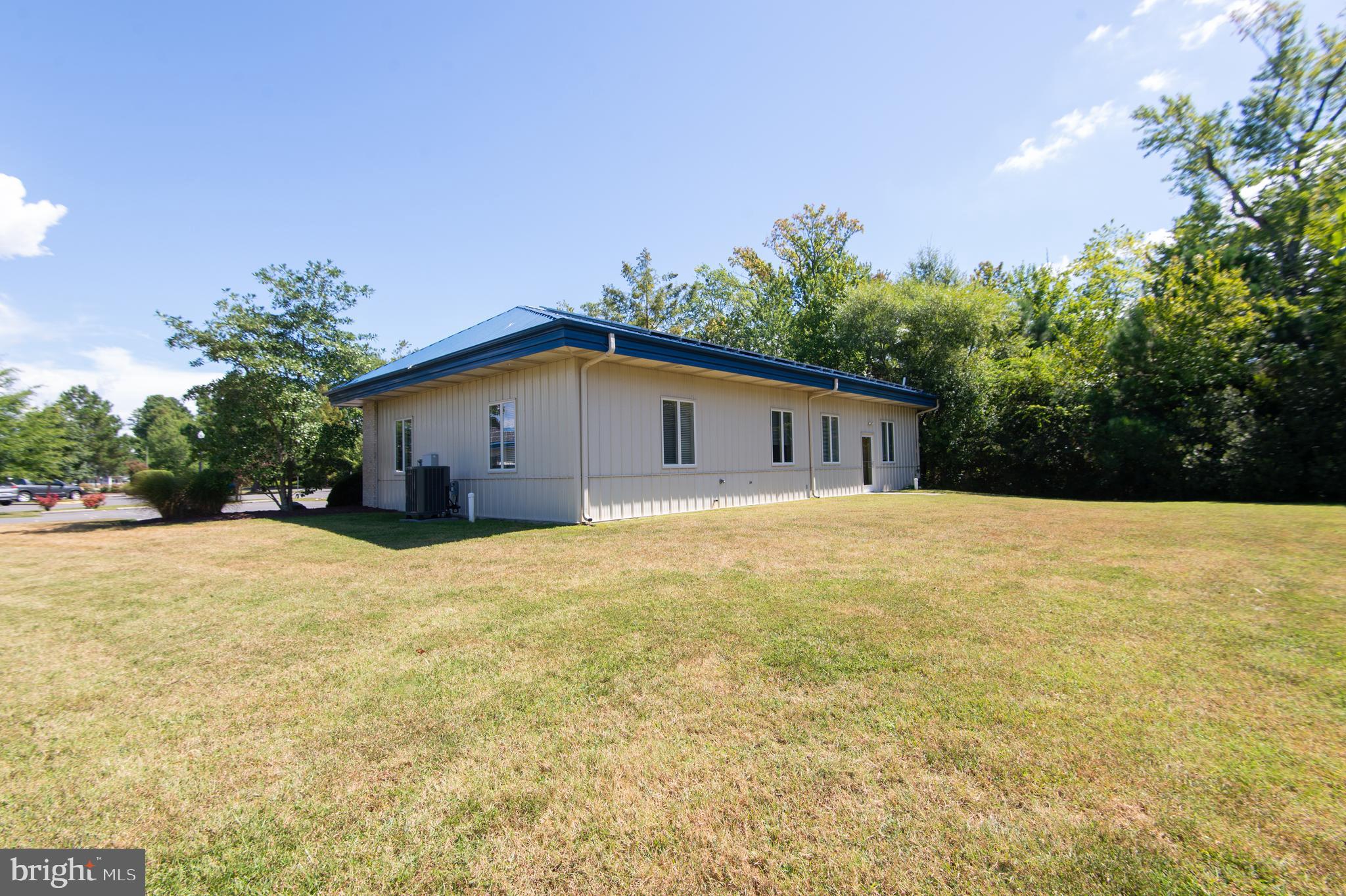 813 CHESAPEAKE DRIVE 2