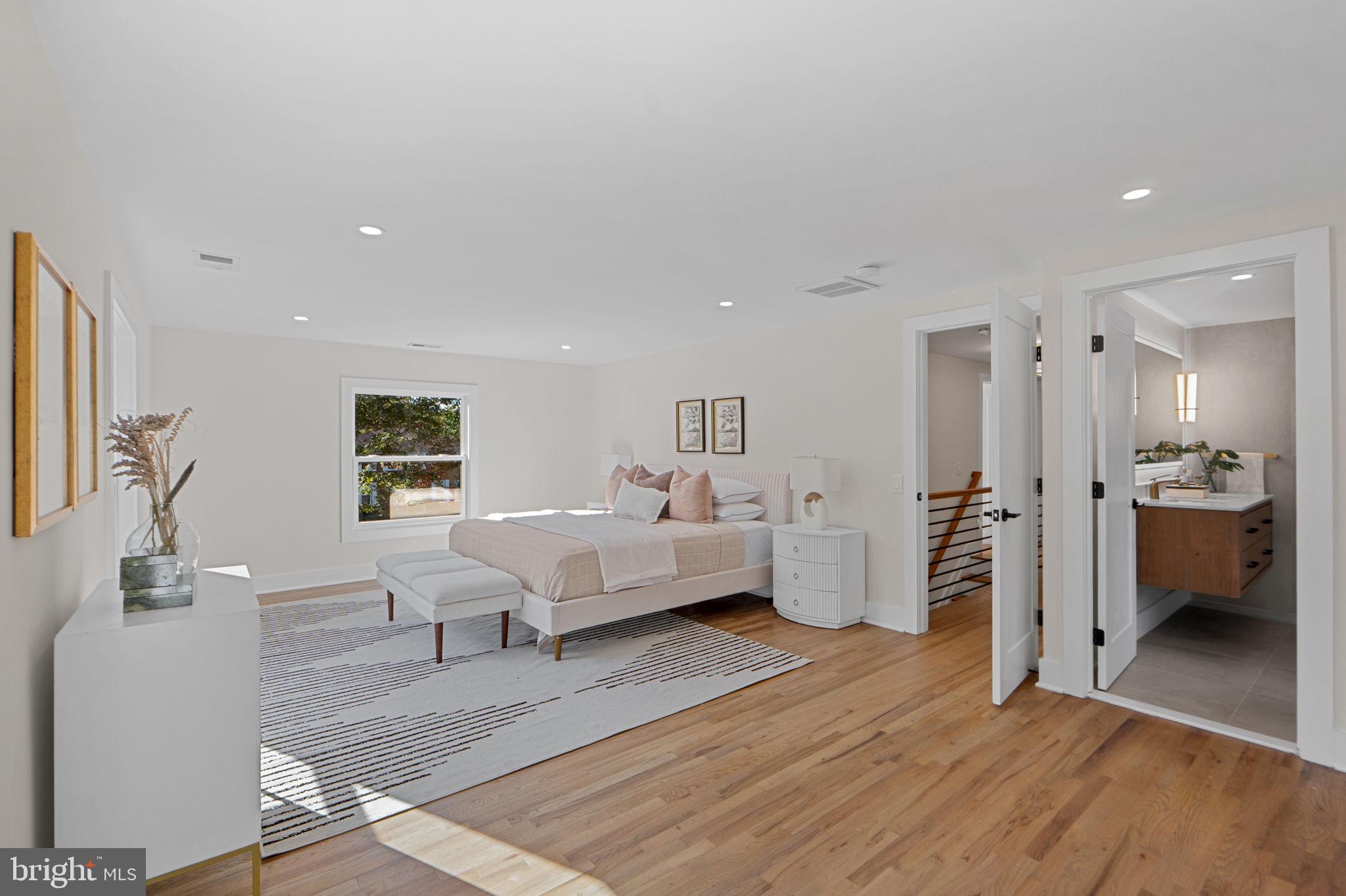 FOX HILLS OF POTOMAC - Residential