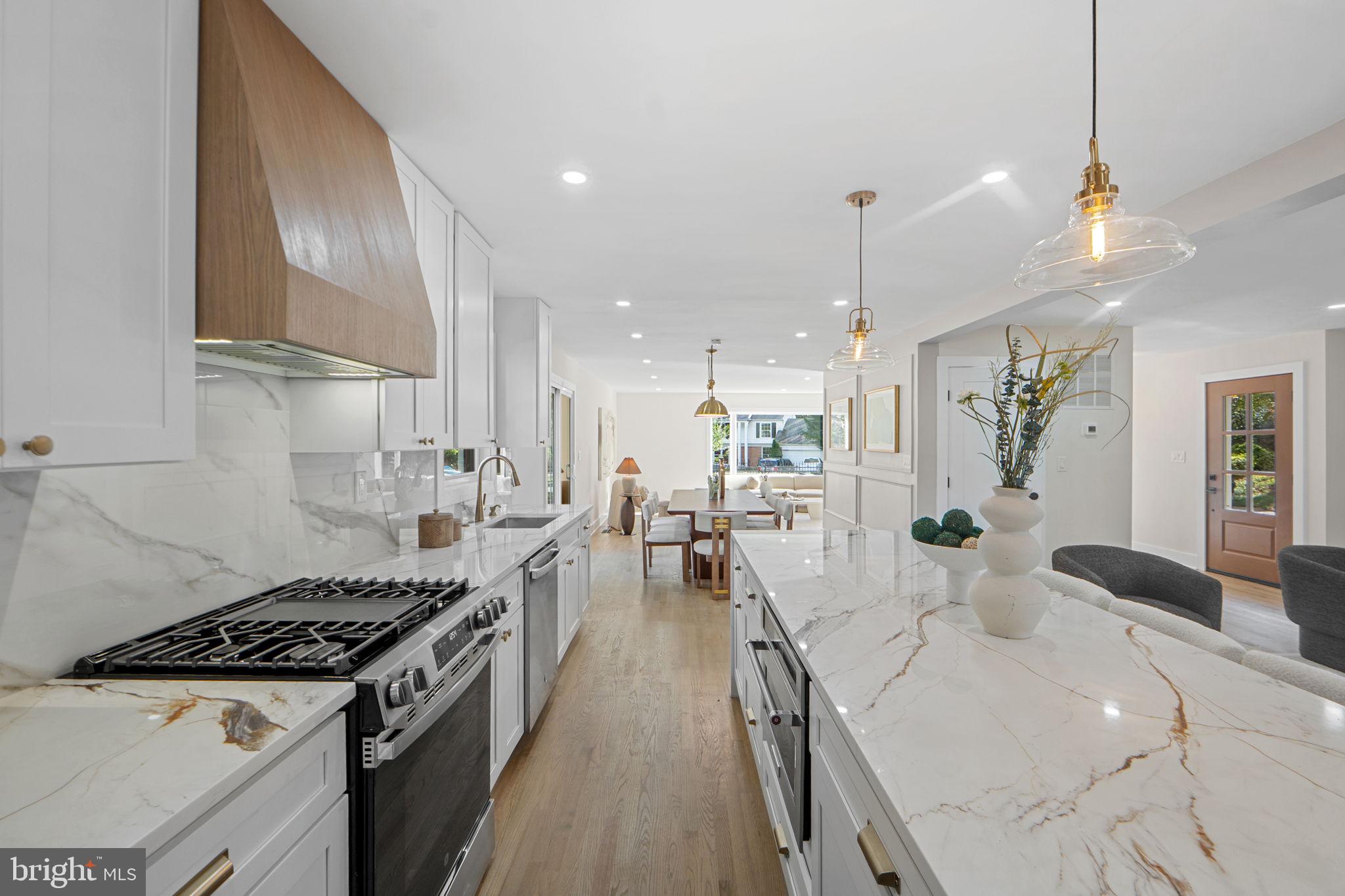 FOX HILLS OF POTOMAC - Residential