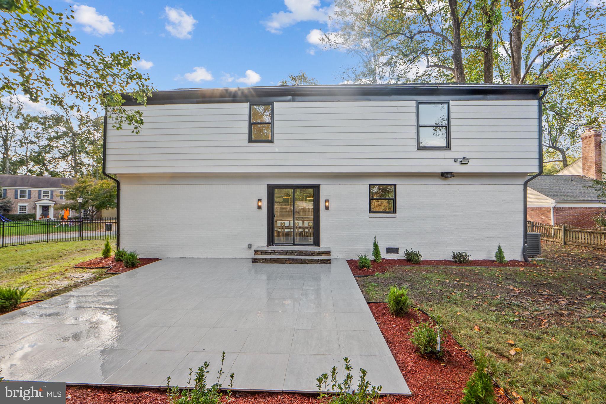 FOX HILLS OF POTOMAC - Residential