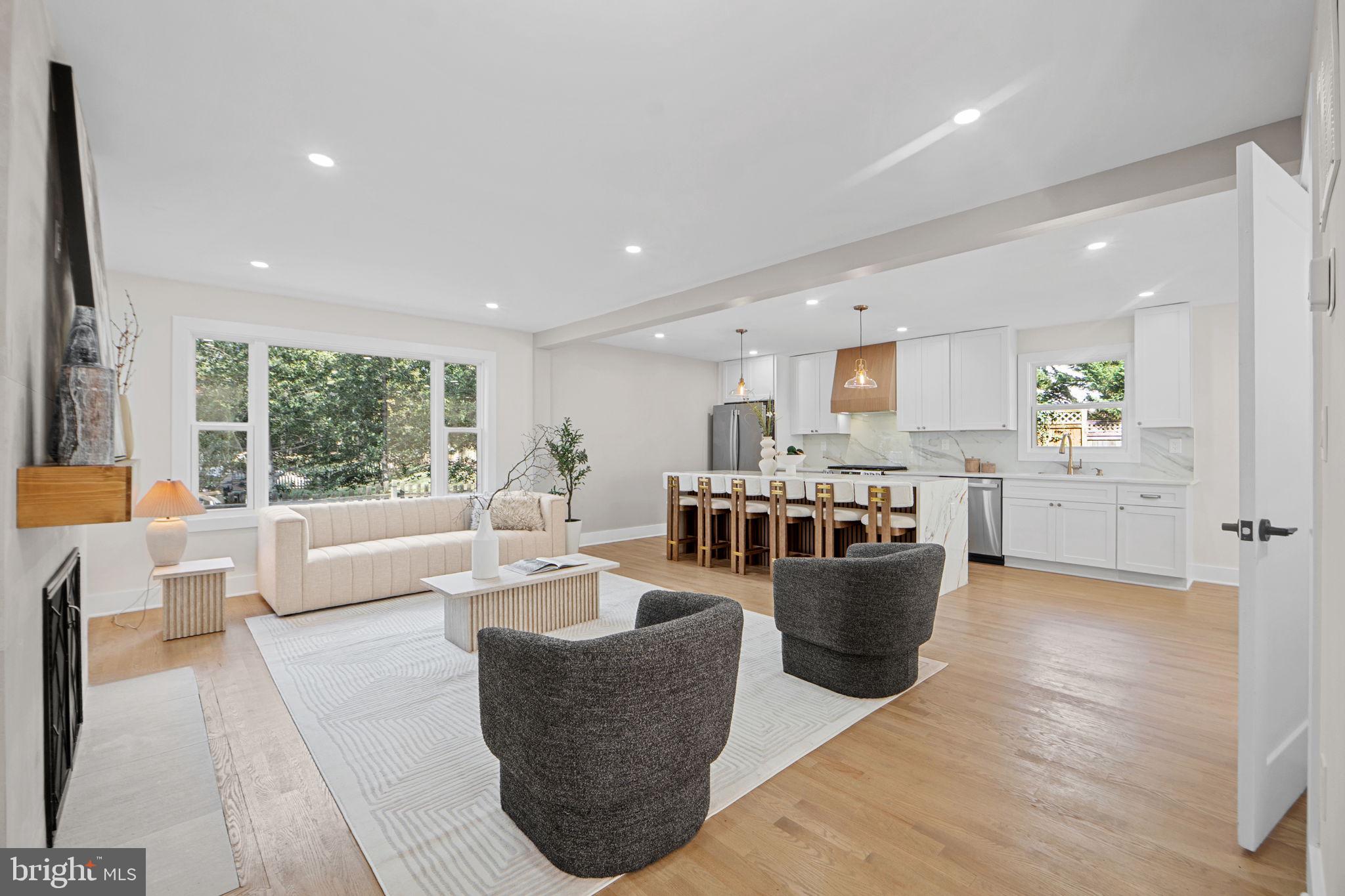 FOX HILLS OF POTOMAC - Residential