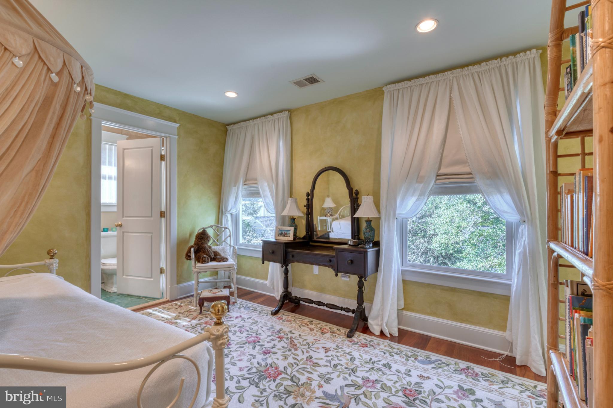 ASHTON HEIGHTS - Residential