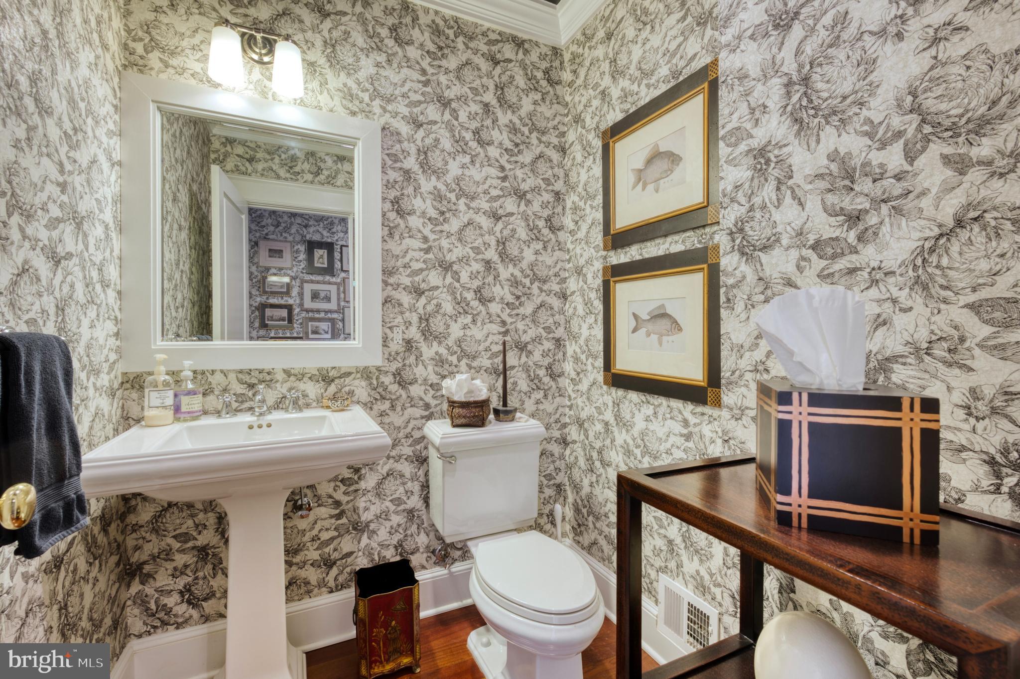 ASHTON HEIGHTS - Residential