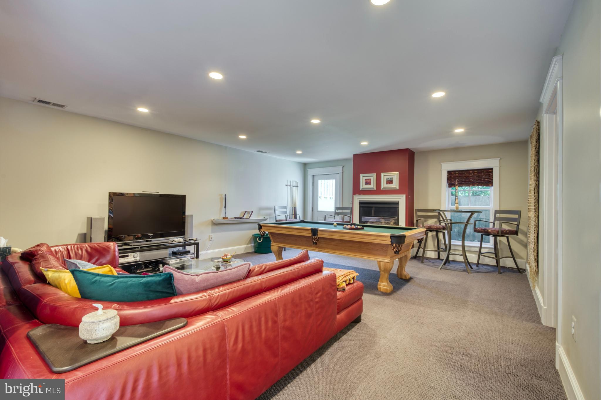 ASHTON HEIGHTS - Residential