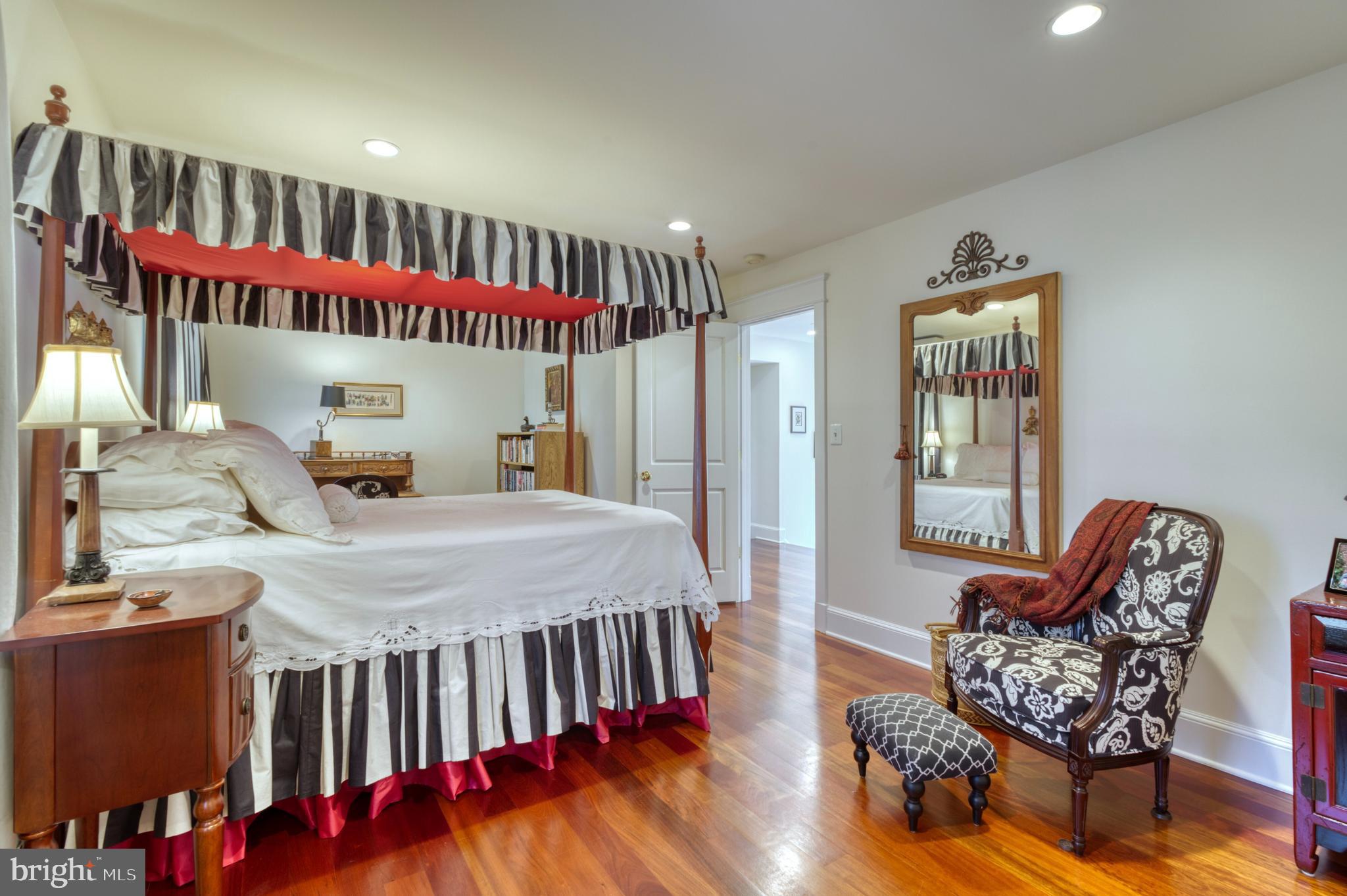 ASHTON HEIGHTS - Residential