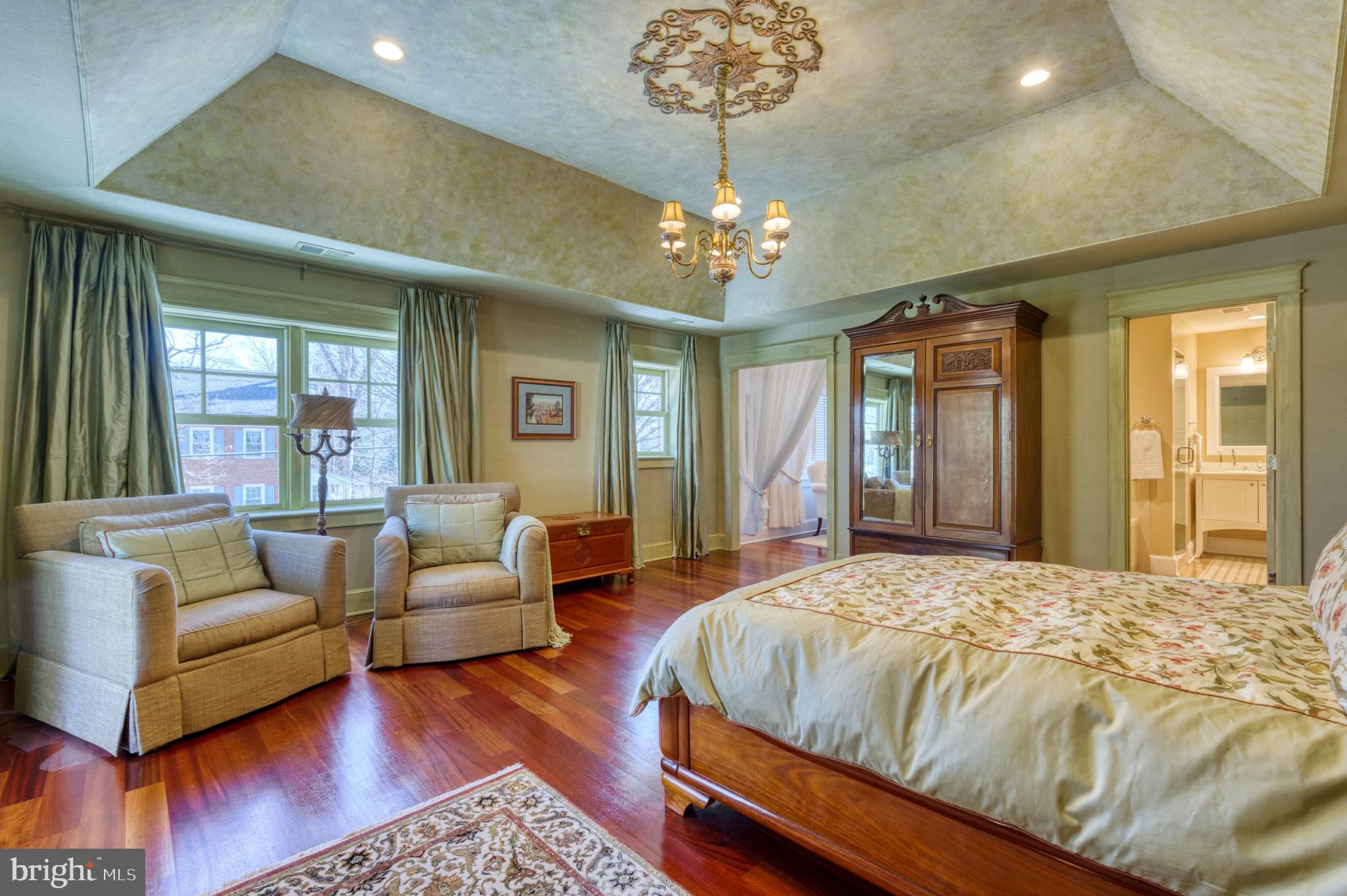 ASHTON HEIGHTS - Residential