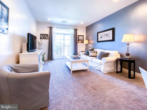 Condo For Rent - 300 W Elm Street #2331<br/> Montgomery County, CONSHOHOCKEN, PA 19428