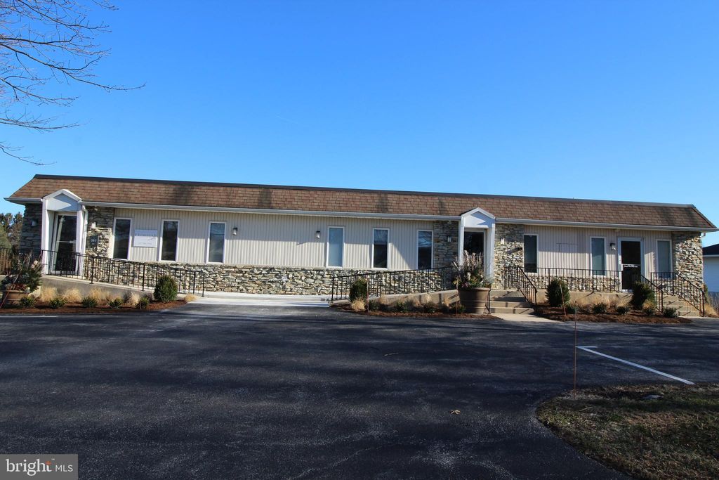 Photo of 307 - Suite 200 W Chestnut Street #A, QUARRYVILLE, PA 17566 (MLS # PALA2081050)