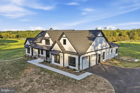 MLS: MDMC2242290