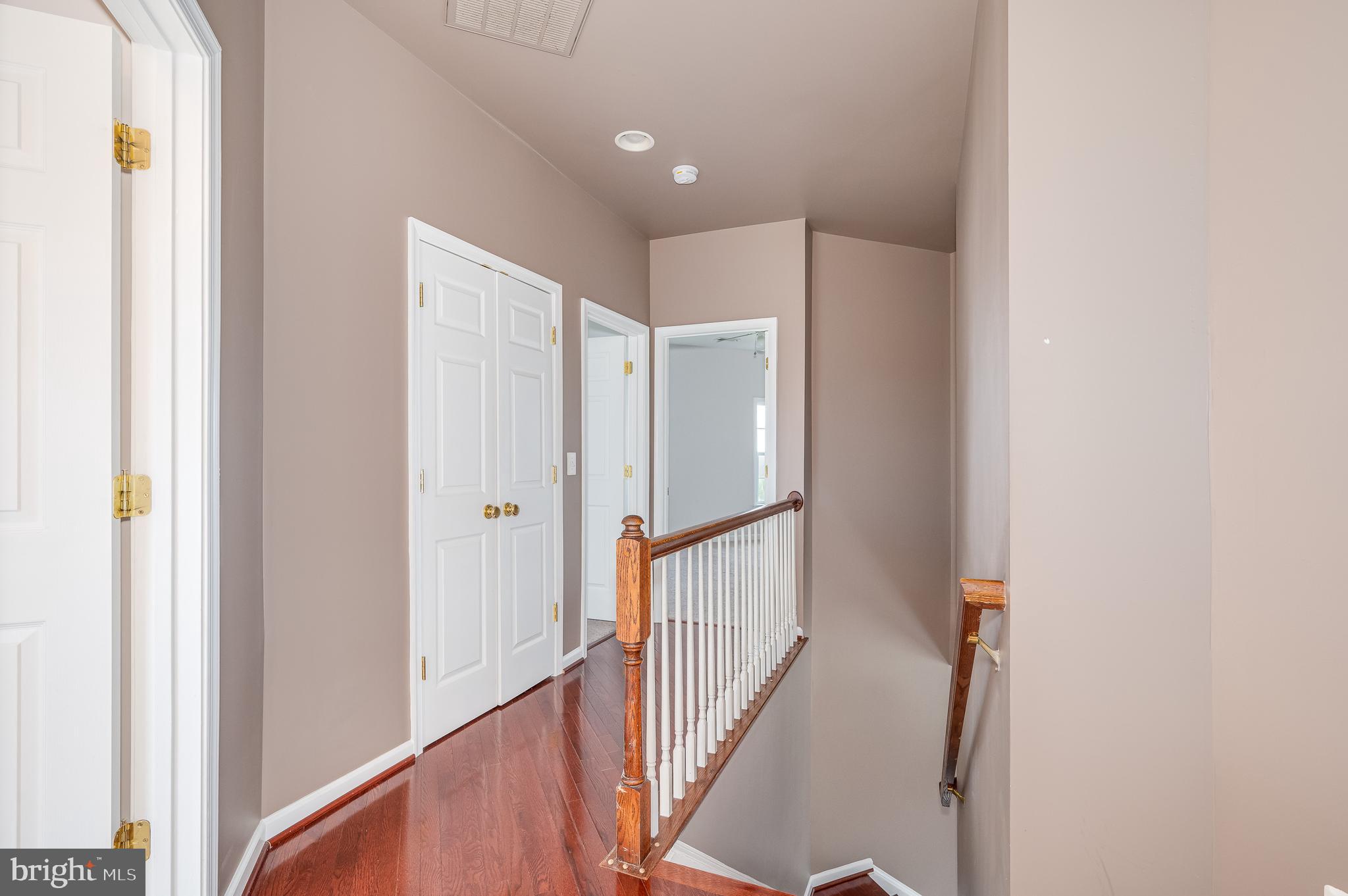 DEERFIELD VILLAGE - Residential Lease