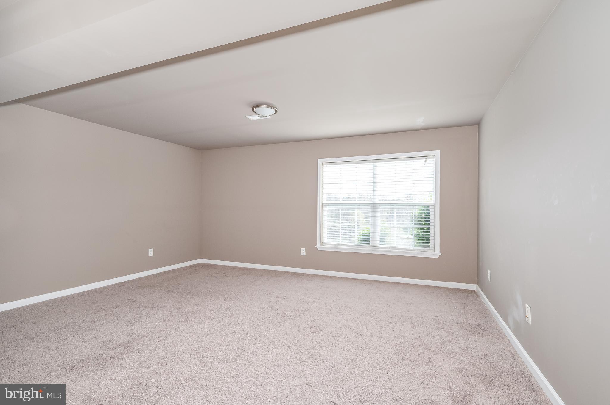 DEERFIELD VILLAGE - Residential Lease