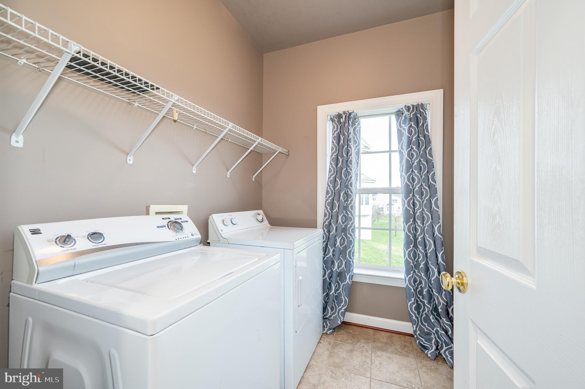 DEERFIELD VILLAGE - Residential Lease