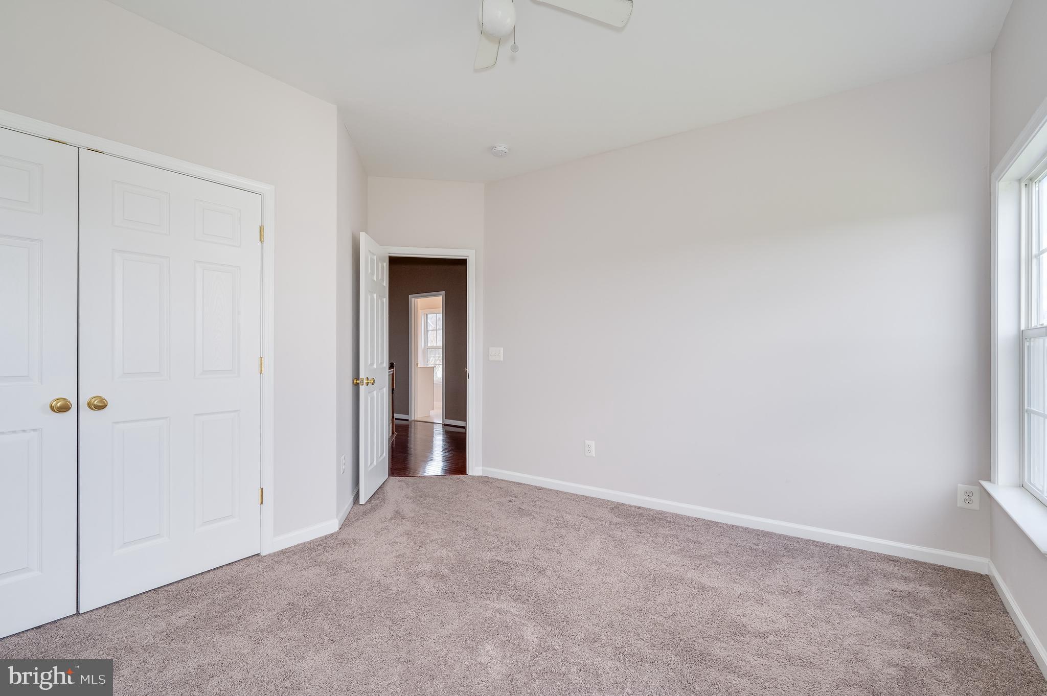 DEERFIELD VILLAGE - Residential Lease