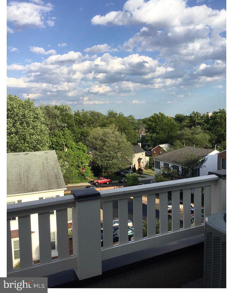 2132 N TAZEWELL COURT