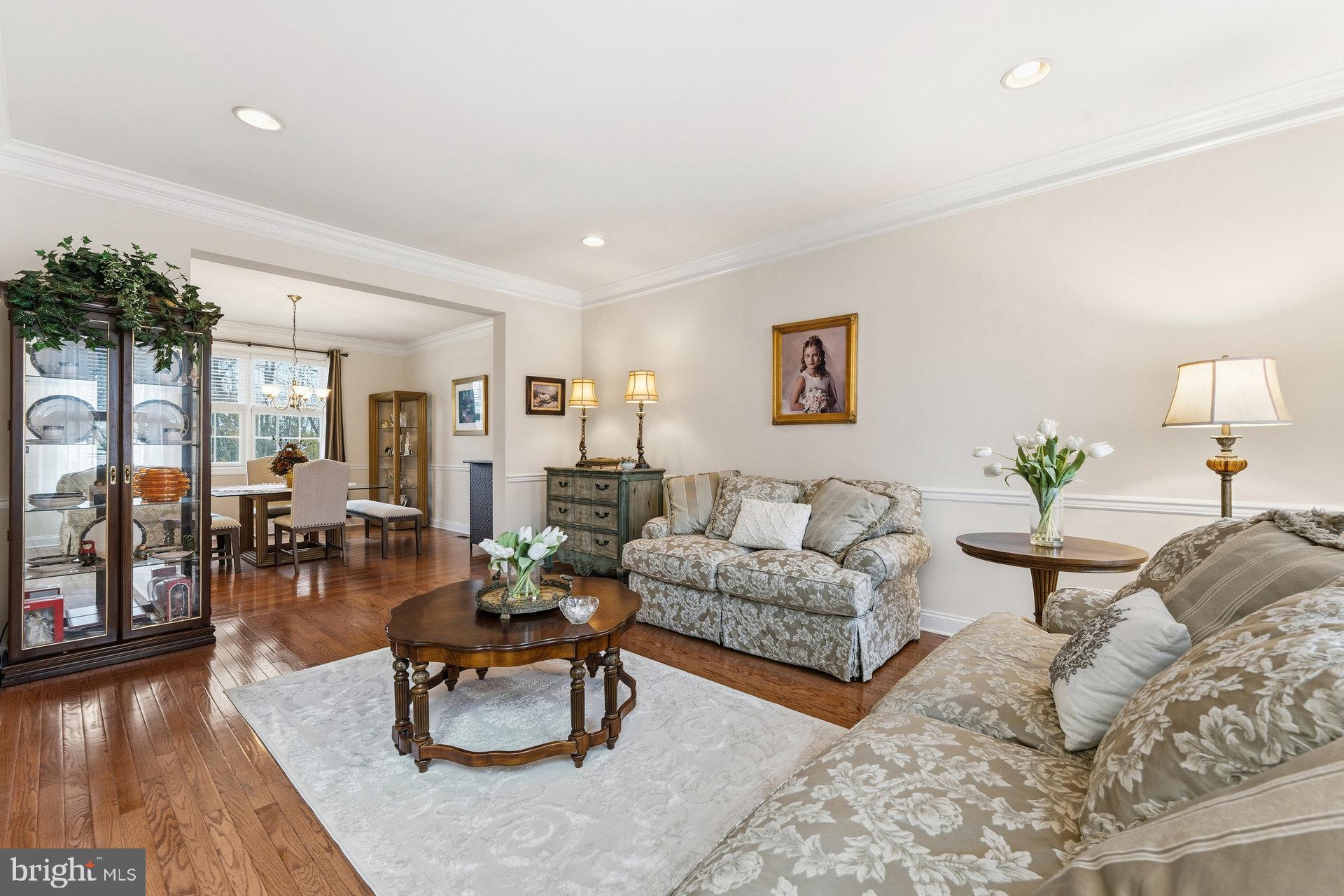 26 ROUSER WAY