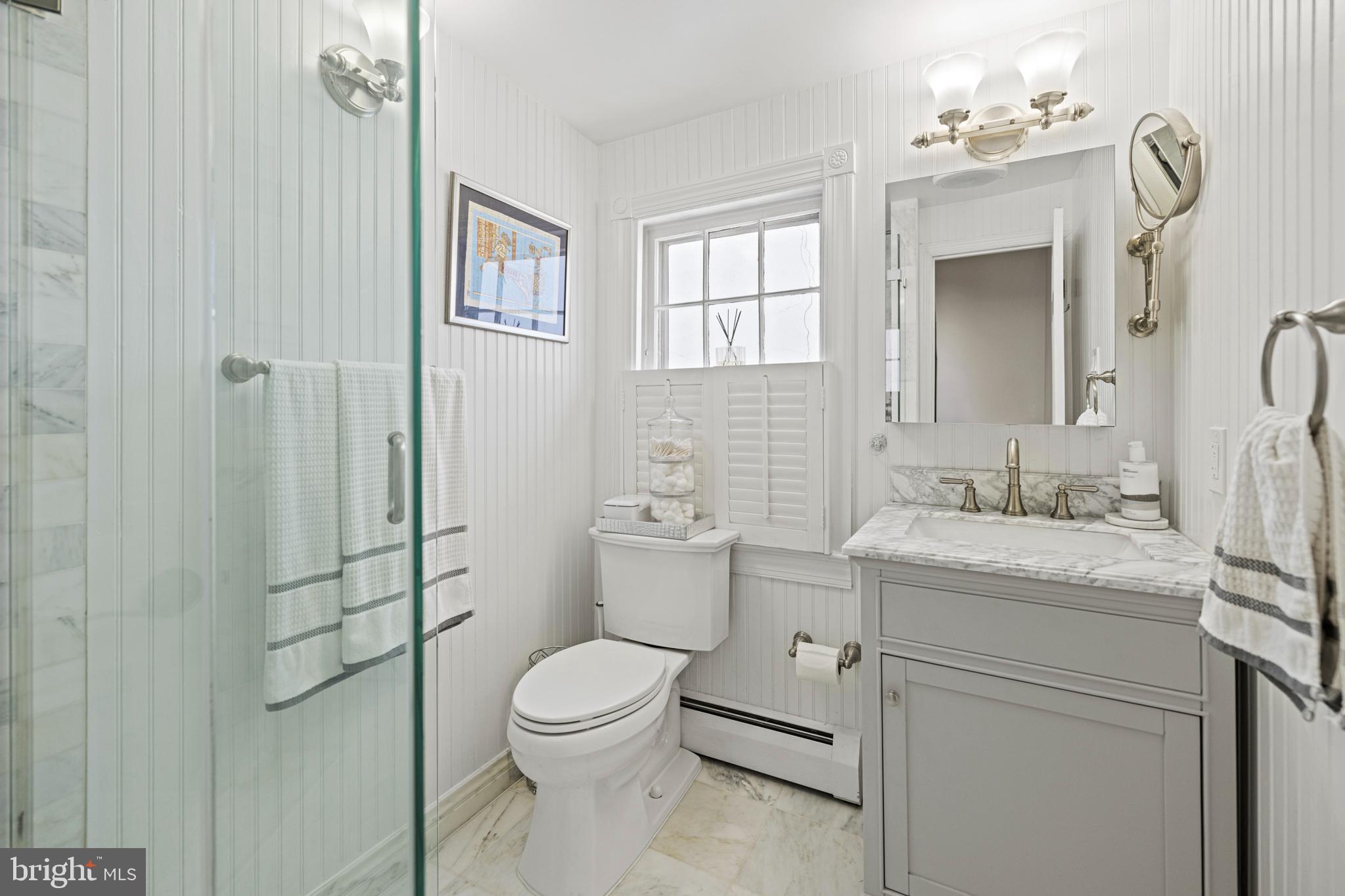 HISTORIC OLD TOWN - Residential Lease