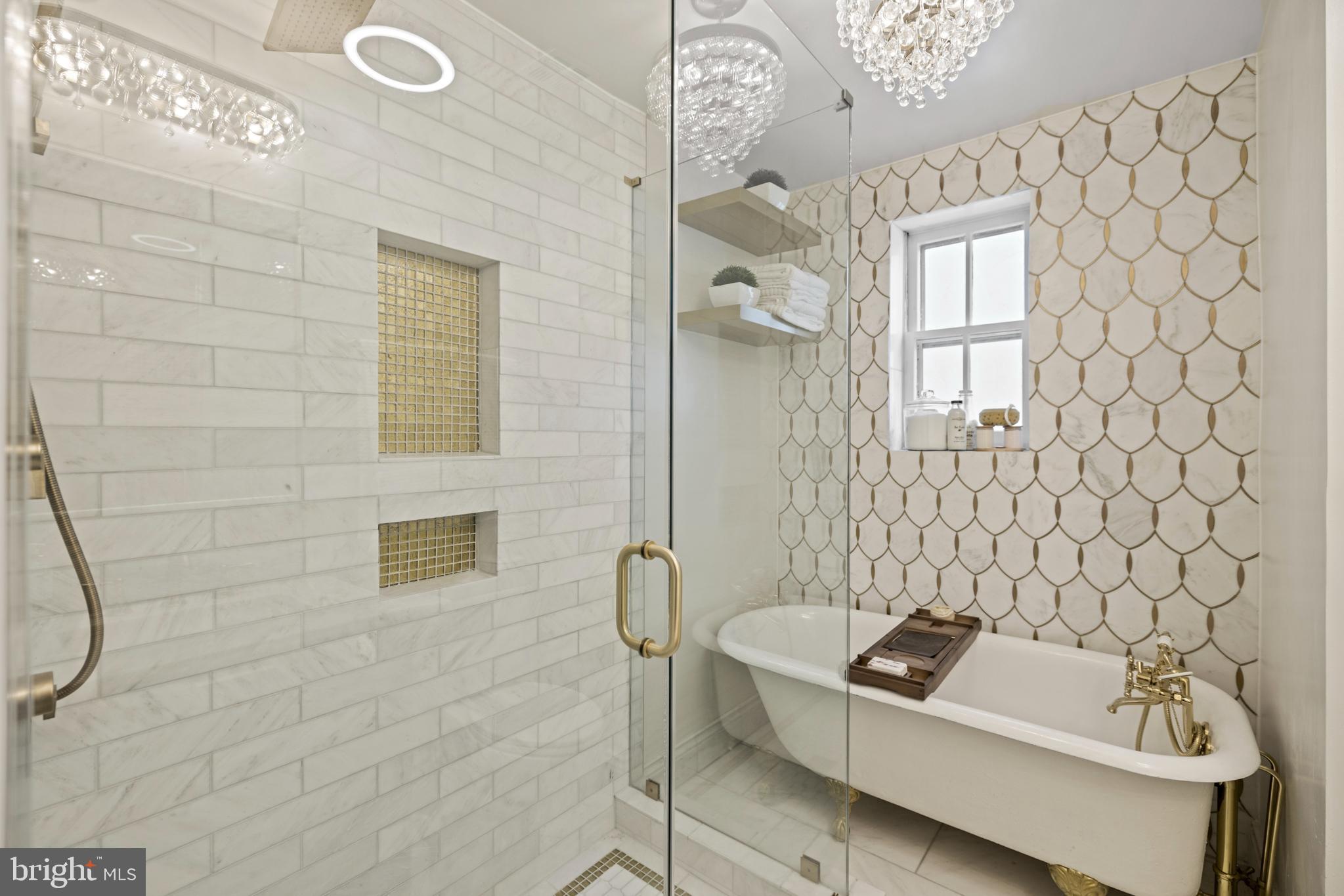 HISTORIC OLD TOWN - Residential Lease