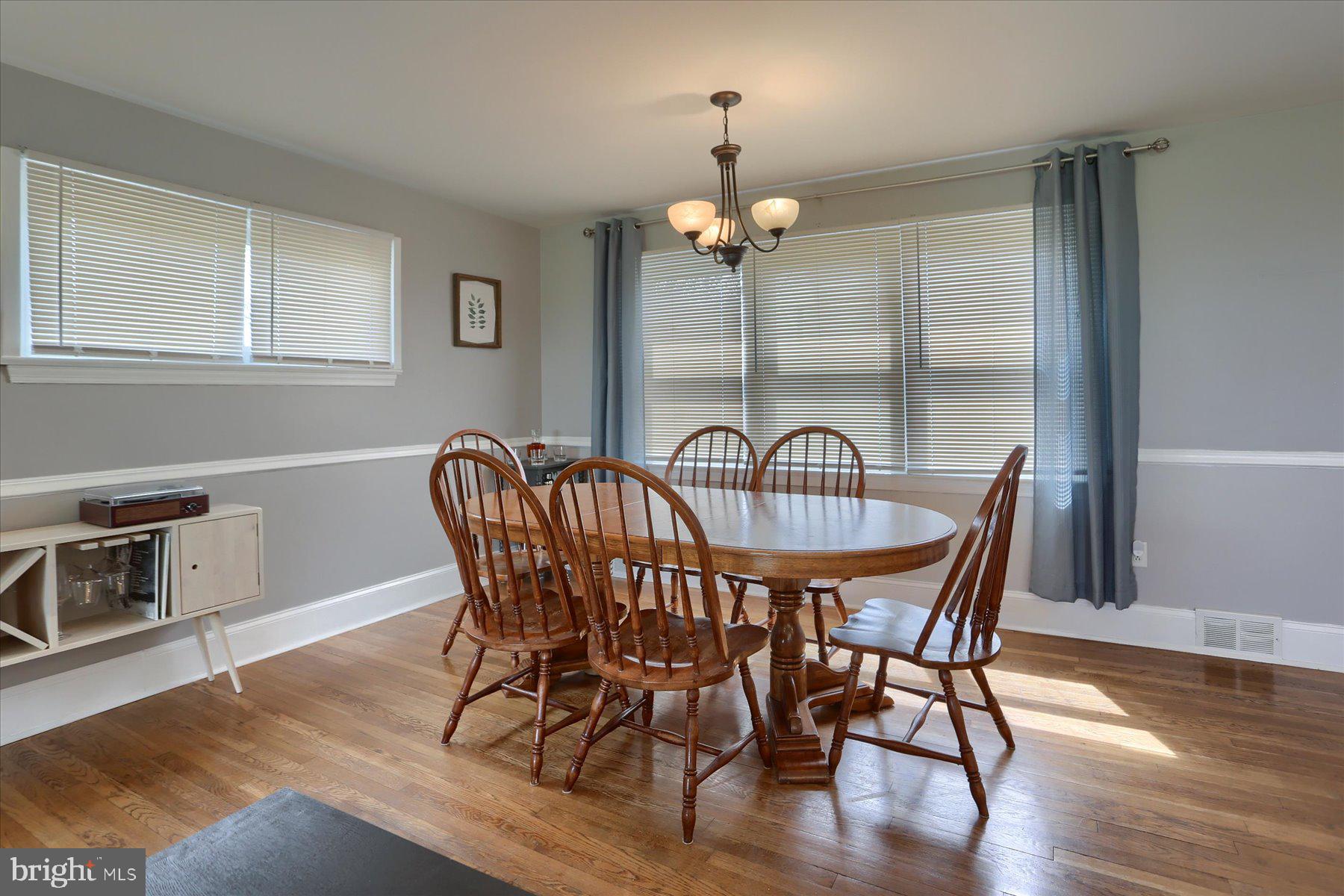 LENKER MANOR - Residential