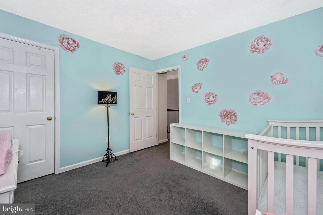 DEARBOUGHT - Residential Lease