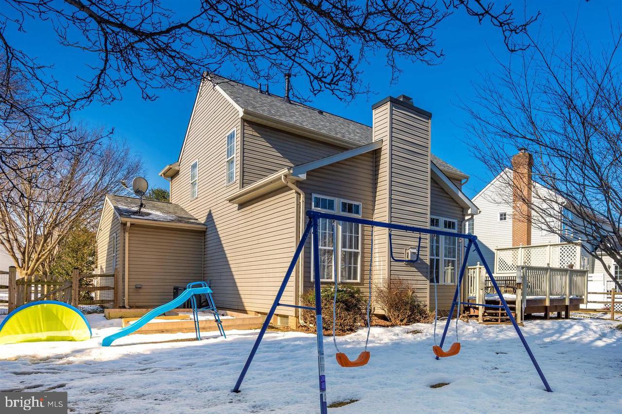 DEARBOUGHT - Residential Lease