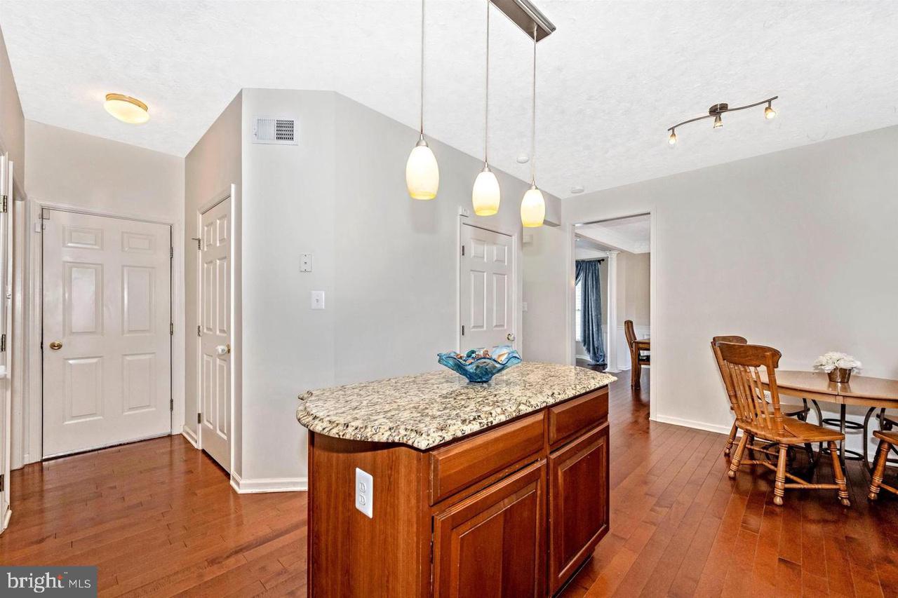 DEARBOUGHT - Residential Lease