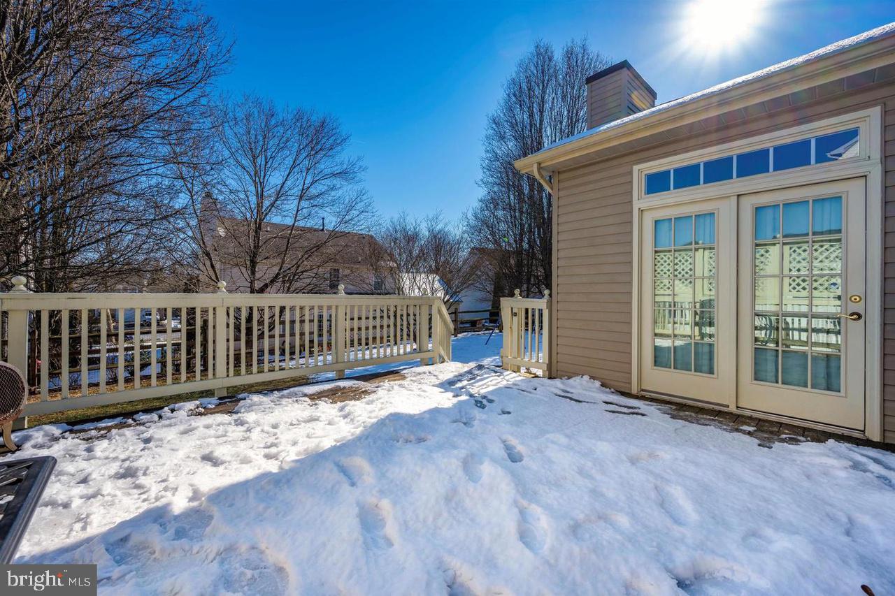 DEARBOUGHT - Residential Lease