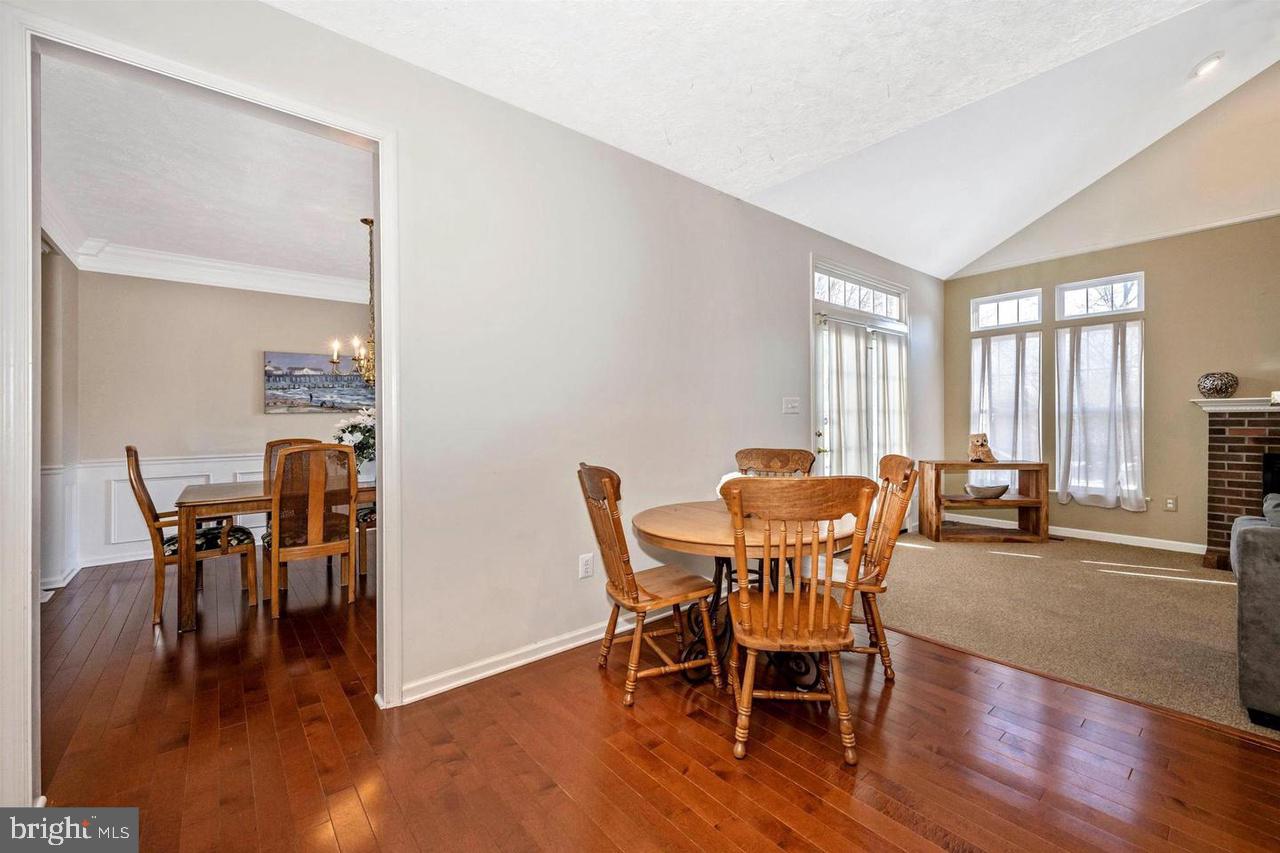 DEARBOUGHT - Residential Lease