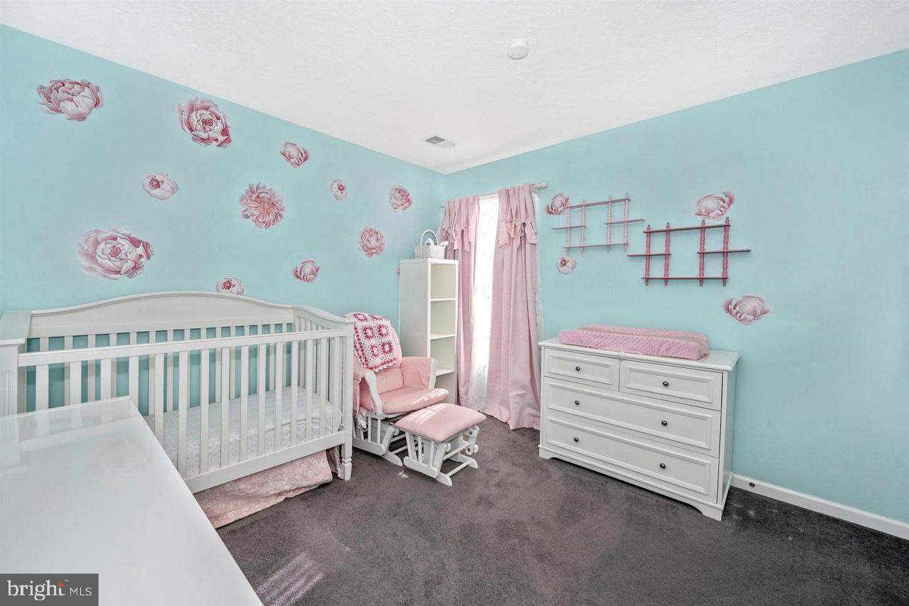 DEARBOUGHT - Residential Lease