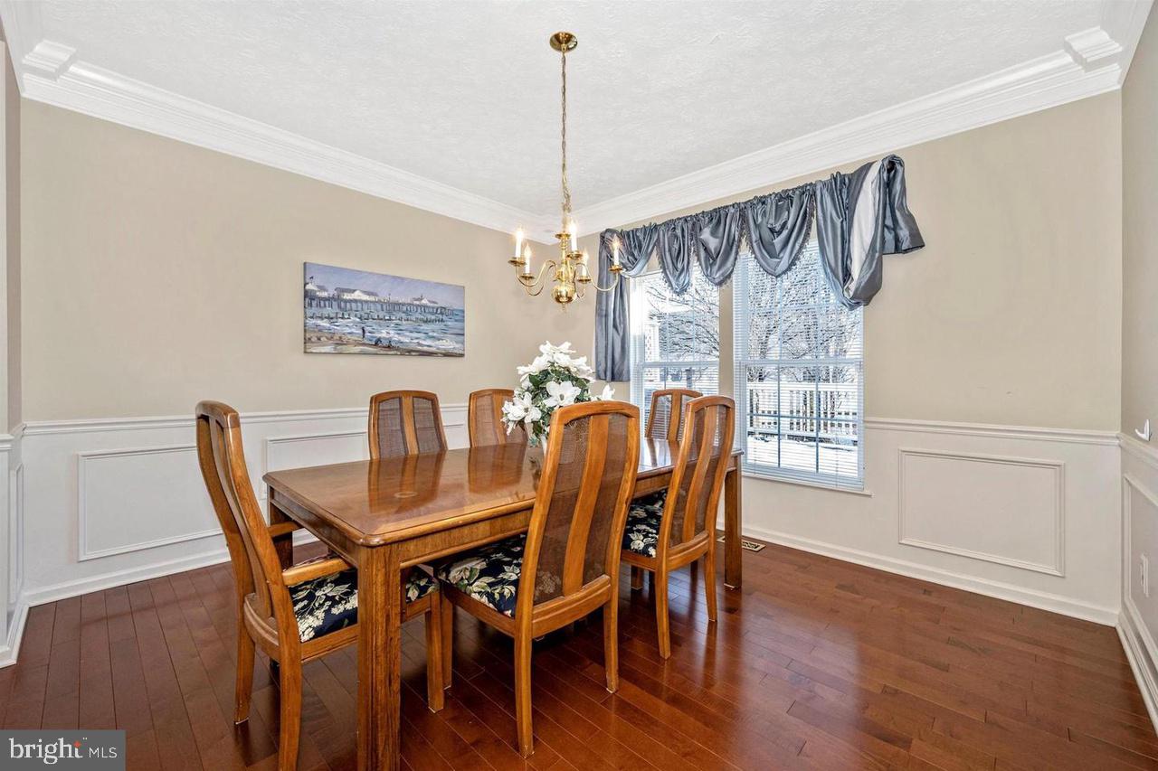 DEARBOUGHT - Residential Lease