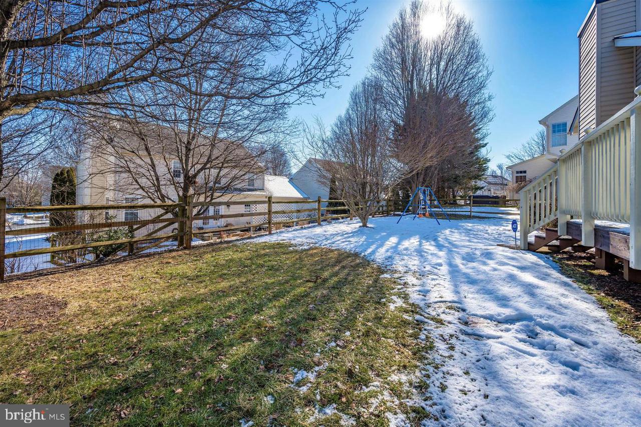 DEARBOUGHT - Residential Lease