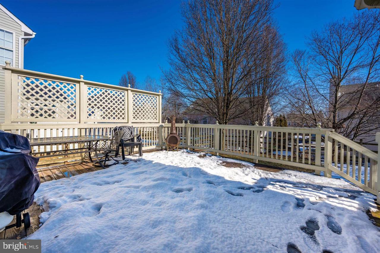 DEARBOUGHT - Residential Lease