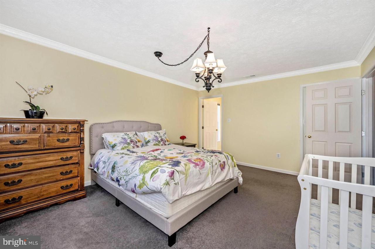 DEARBOUGHT - Residential Lease