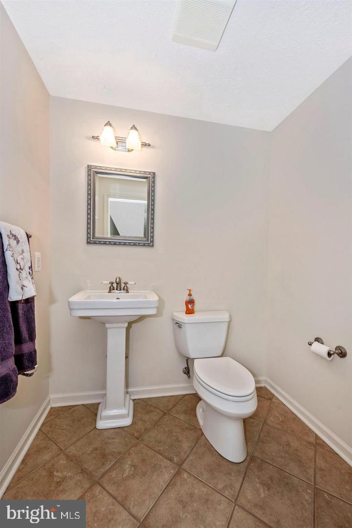 DEARBOUGHT - Residential Lease