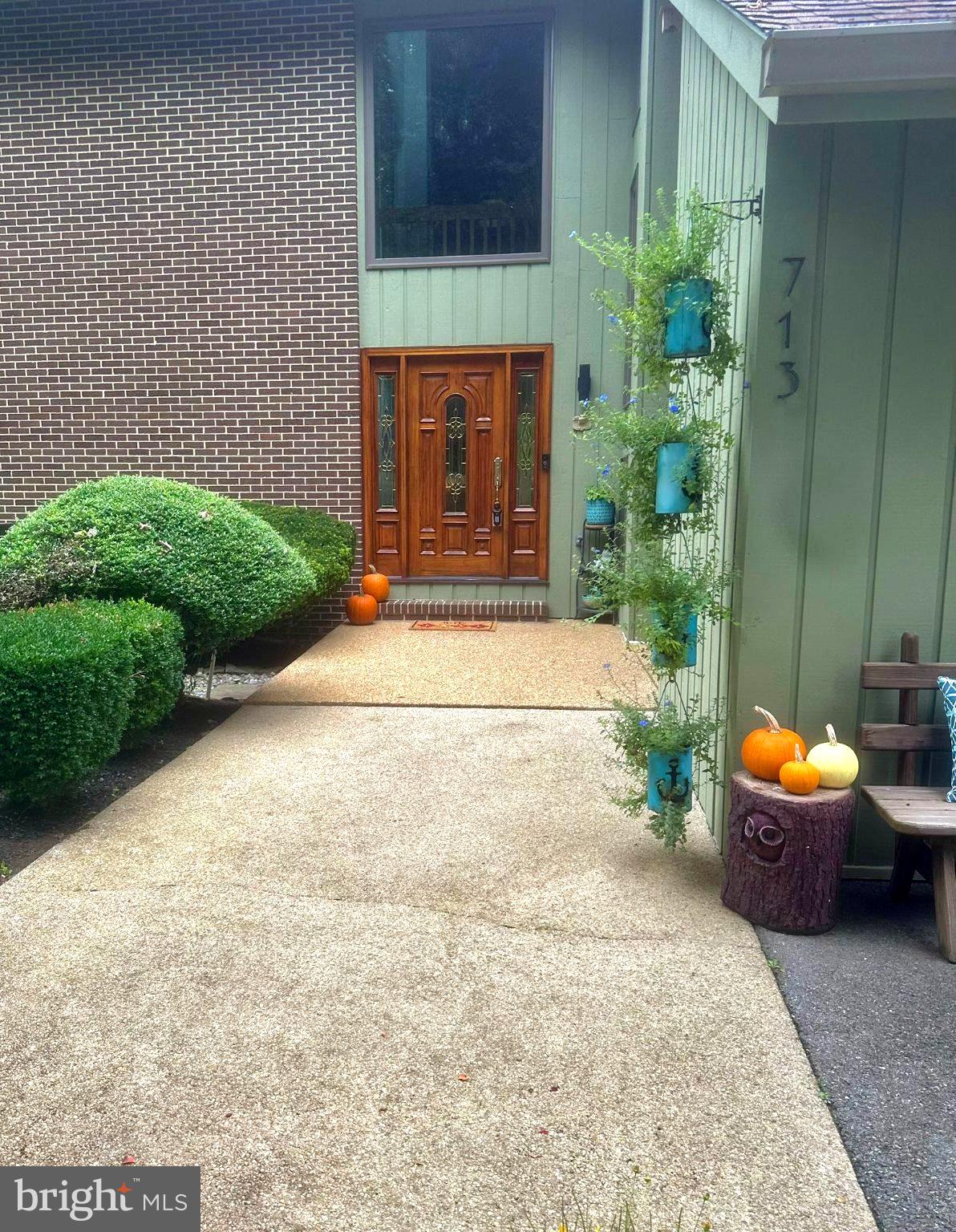 713 HARRISBURG DRIVE - Photo 3