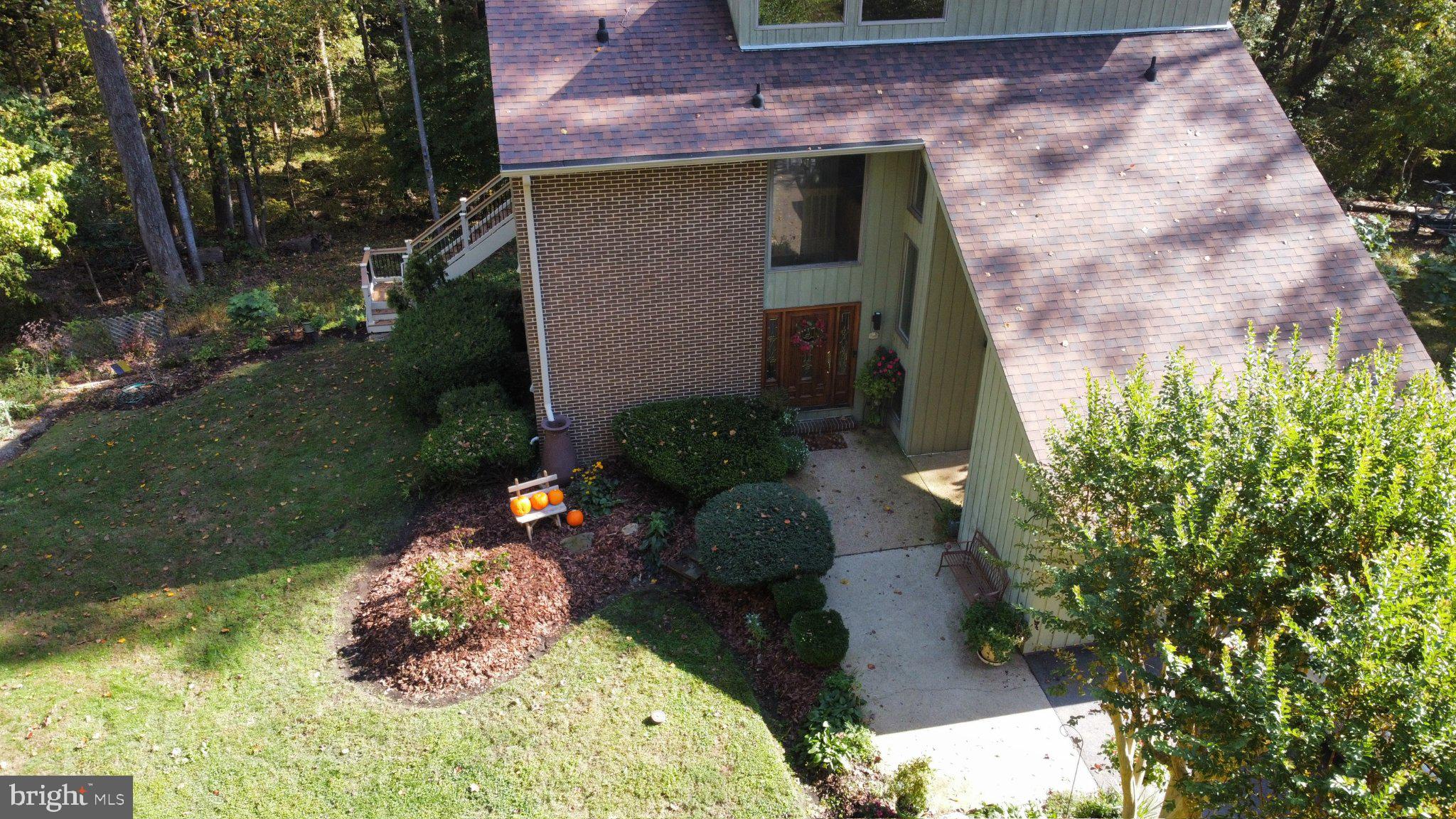 713 HARRISBURG DRIVE - Photo 2