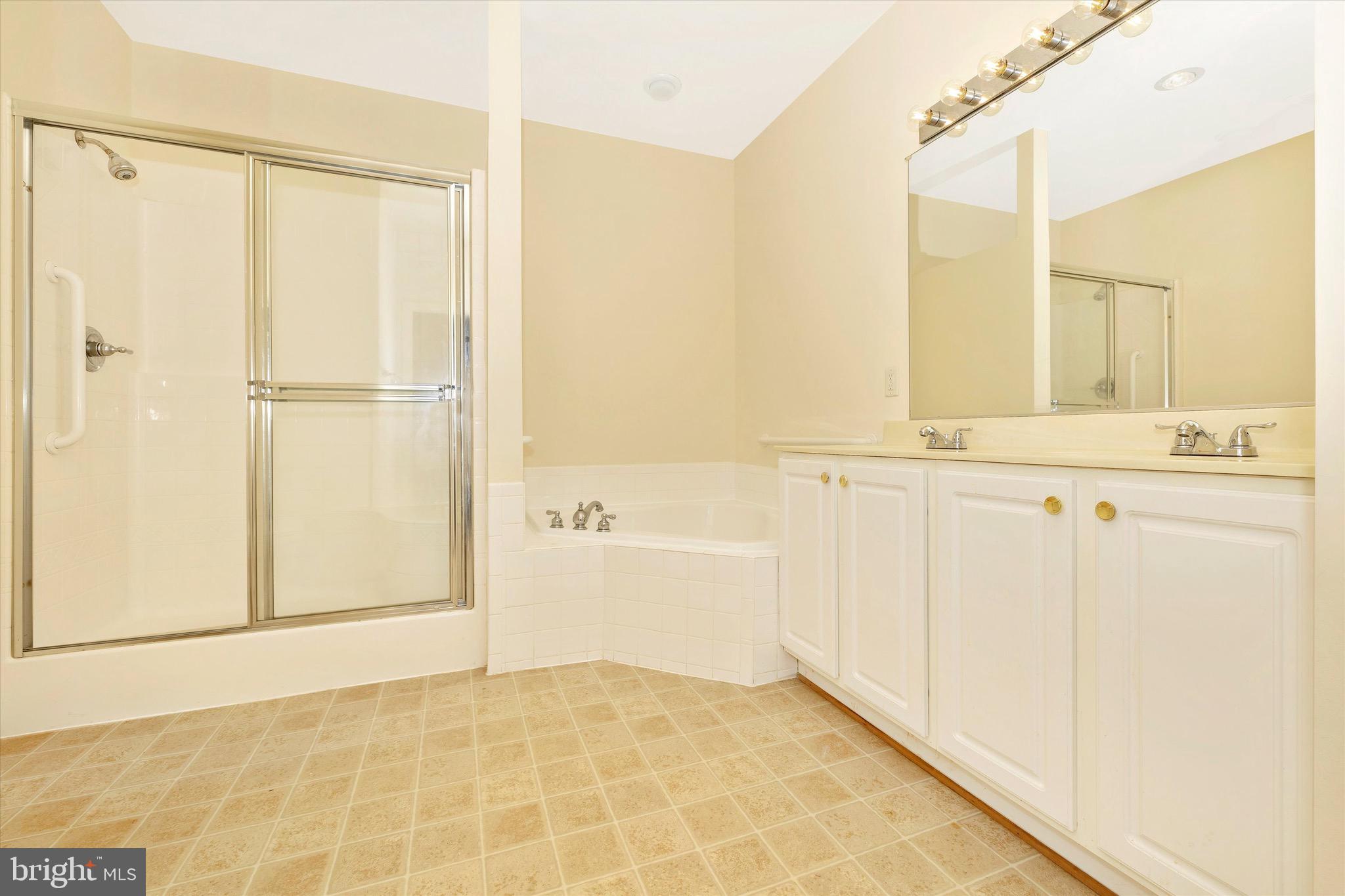 WYNDHAM COMMON - Residential