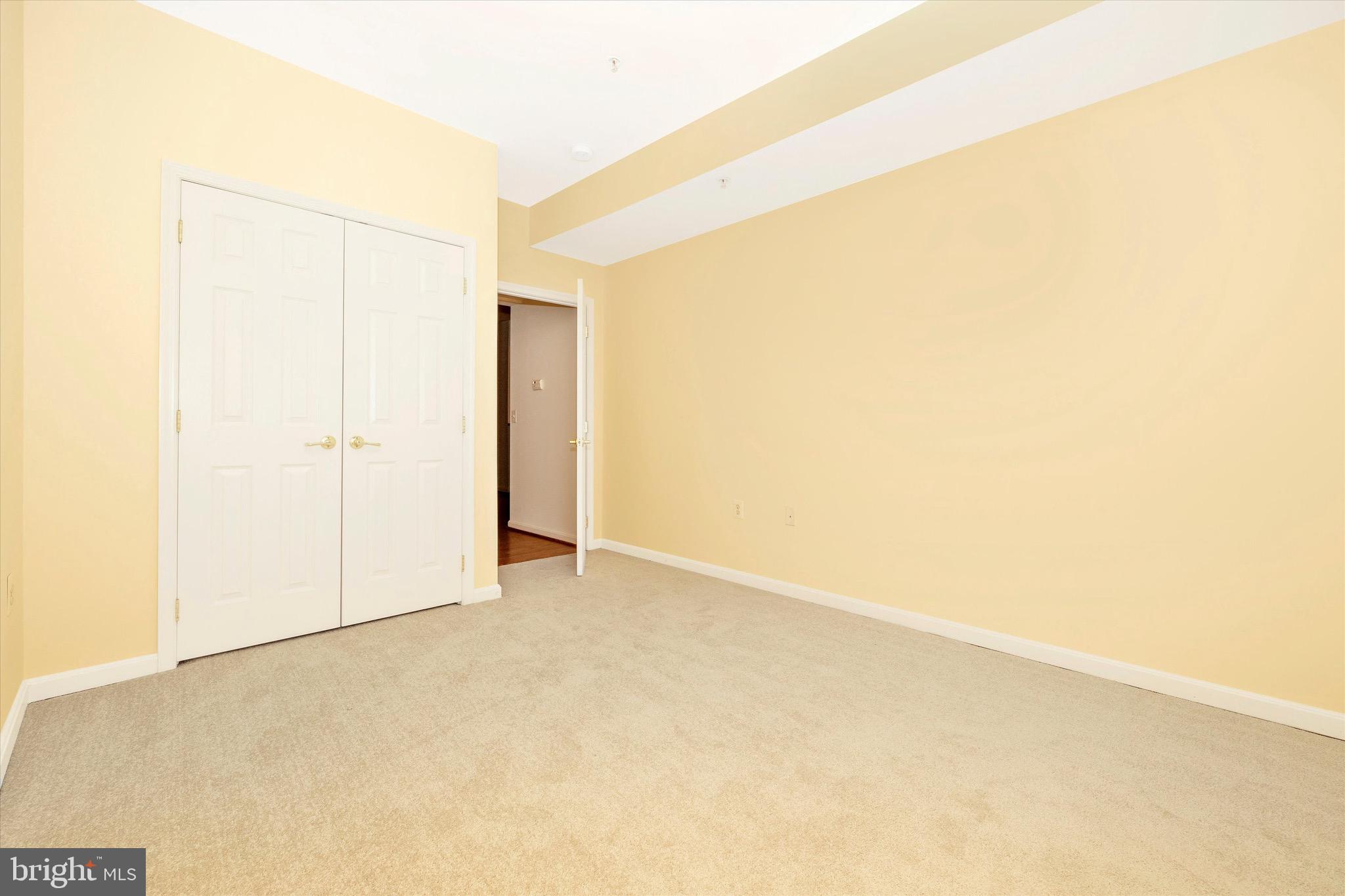 WYNDHAM COMMON - Residential