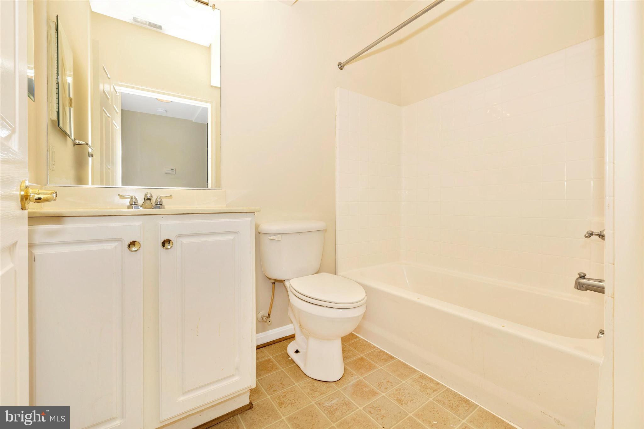 WYNDHAM COMMON - Residential