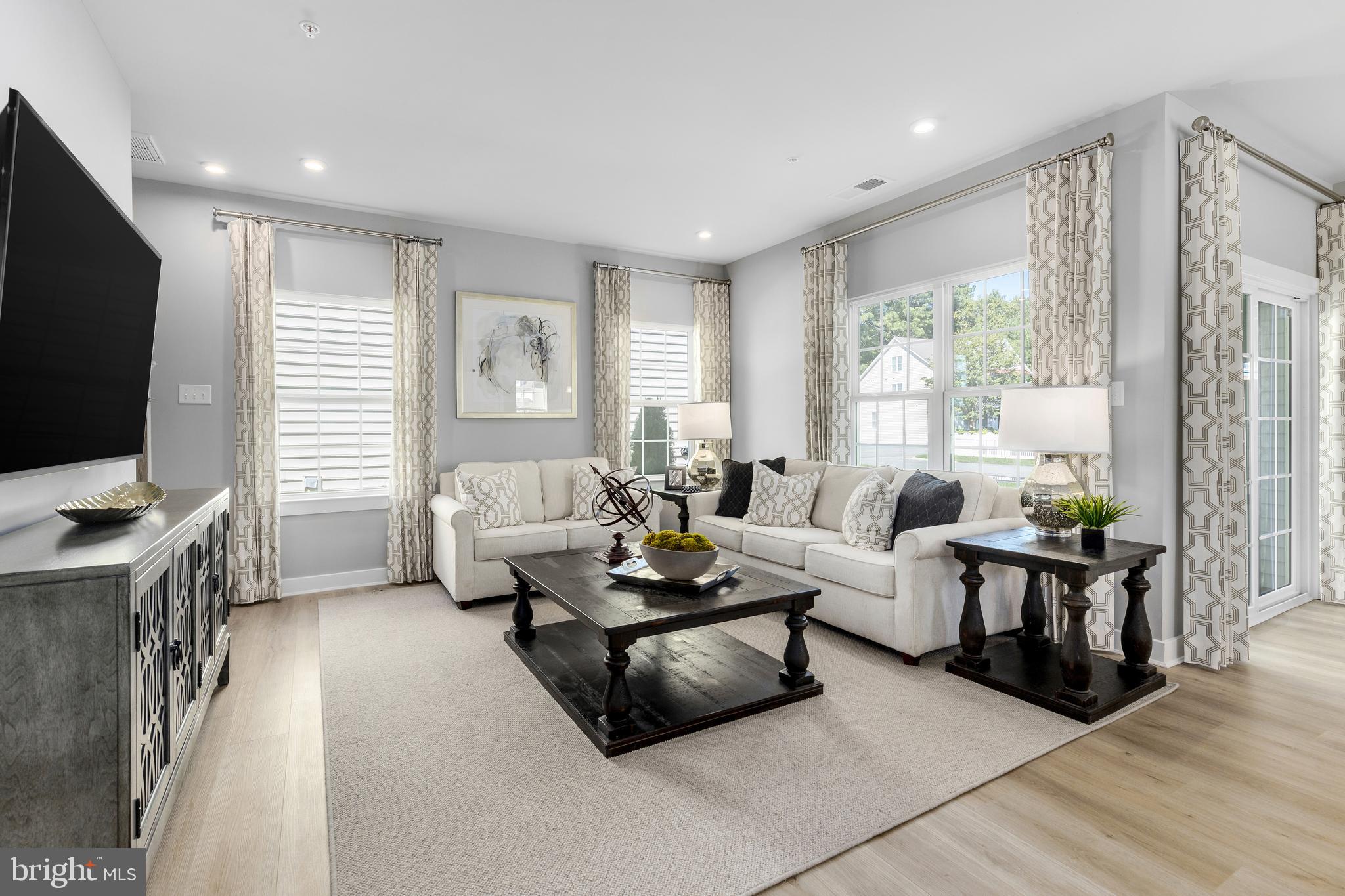 BAYSIDE - Residential