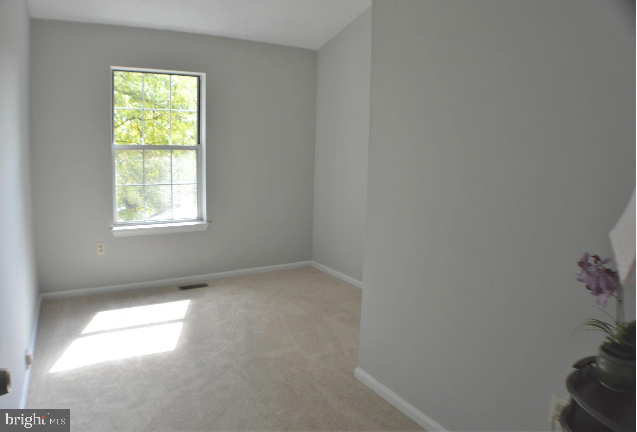 GREEN OAK TOWNES - Residential